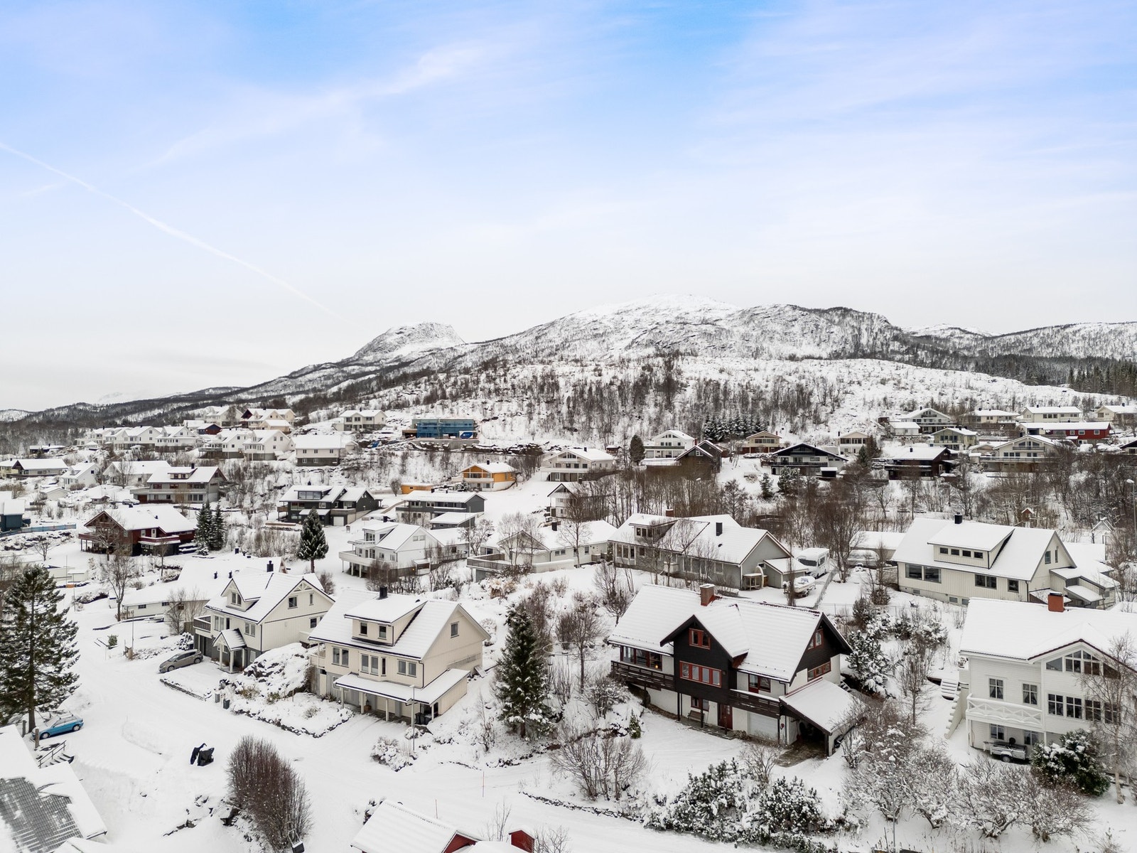 På baksiden kan du se Hinnstein - et populært turmål for store og små! Galleribilde