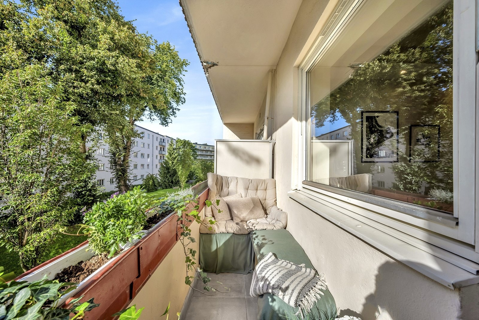 Kasper Hillås har gleden av å presentere Rødstuveien 4! Galleribilde