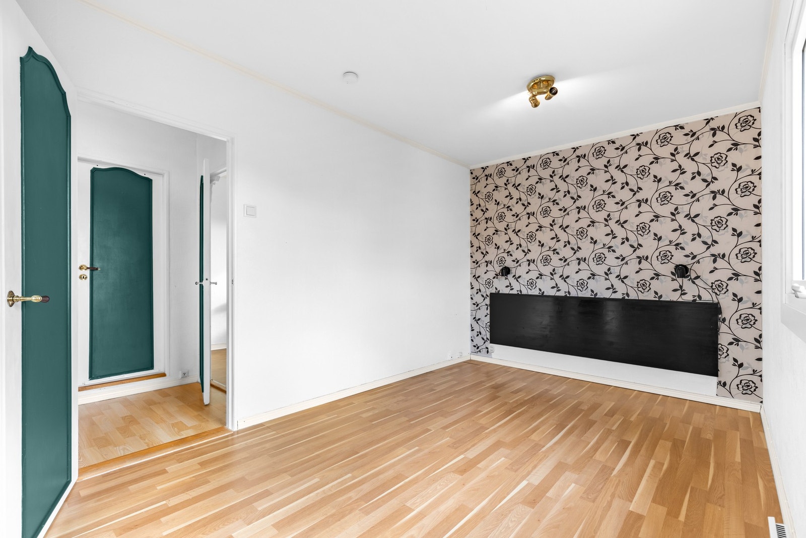 laminatgulv på begge soverom. Galleribilde