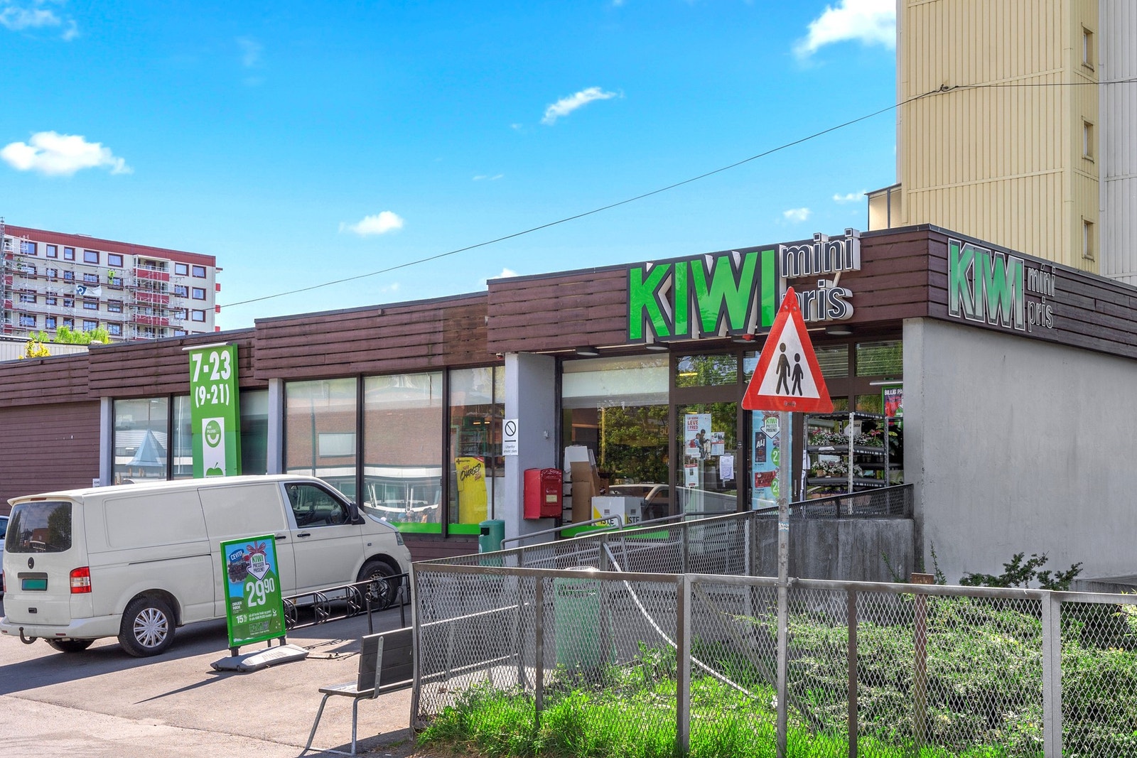 Lokal Kiwibutikk som ligger rett ved leiligheten. Galleribilde