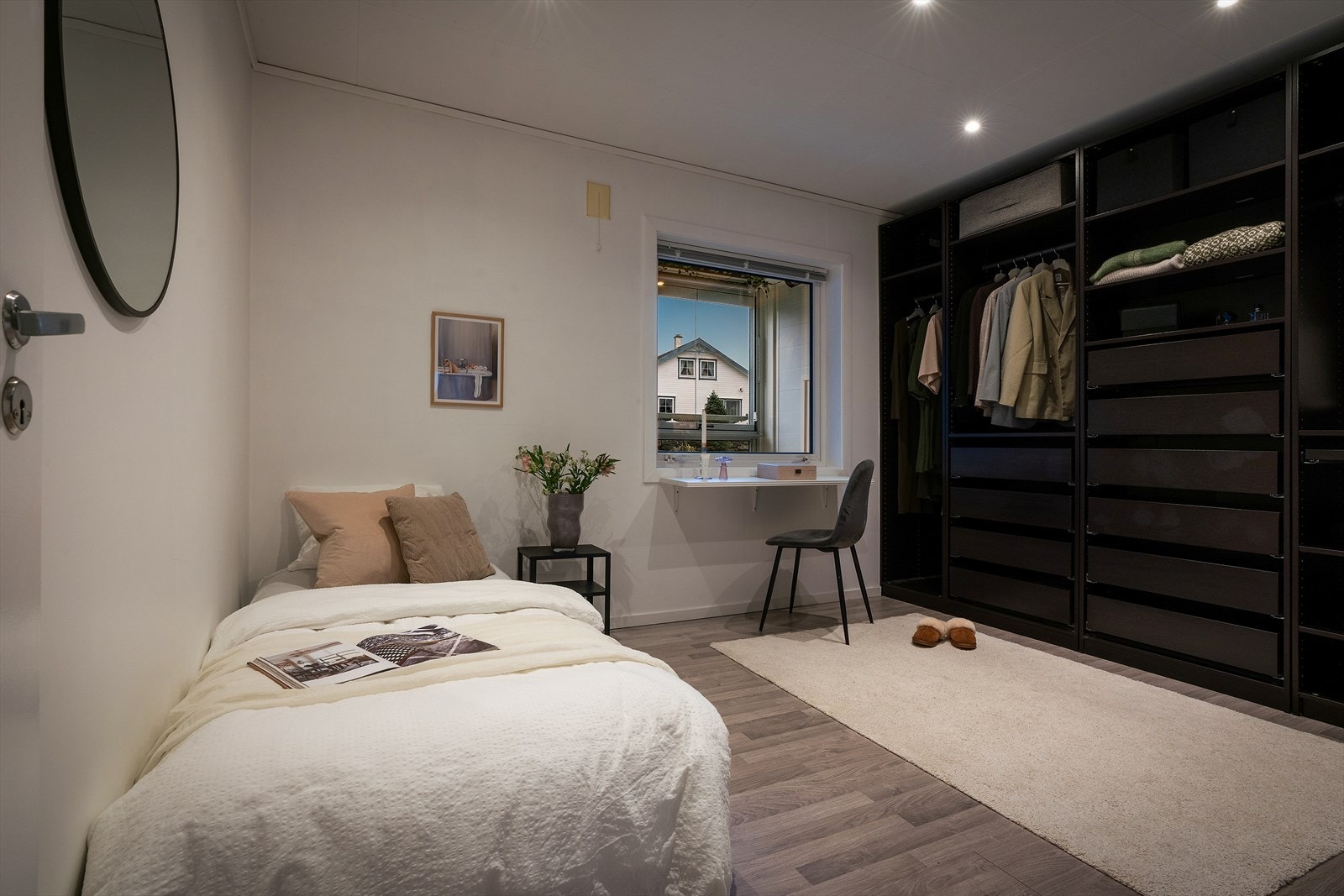 - Stort soverommet på hele 11,8 m² - Galleribilde