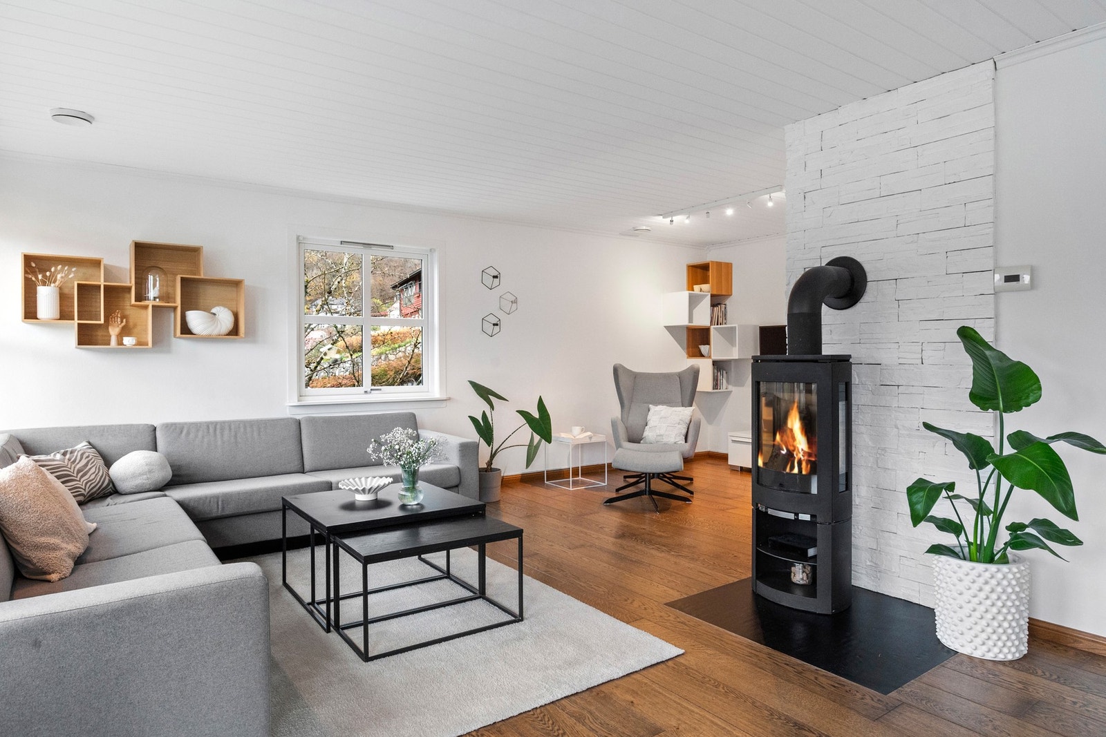 Huset er meget godt tatt vare på med jevnlig oppgraderinger og vedlikehold Galleribilde