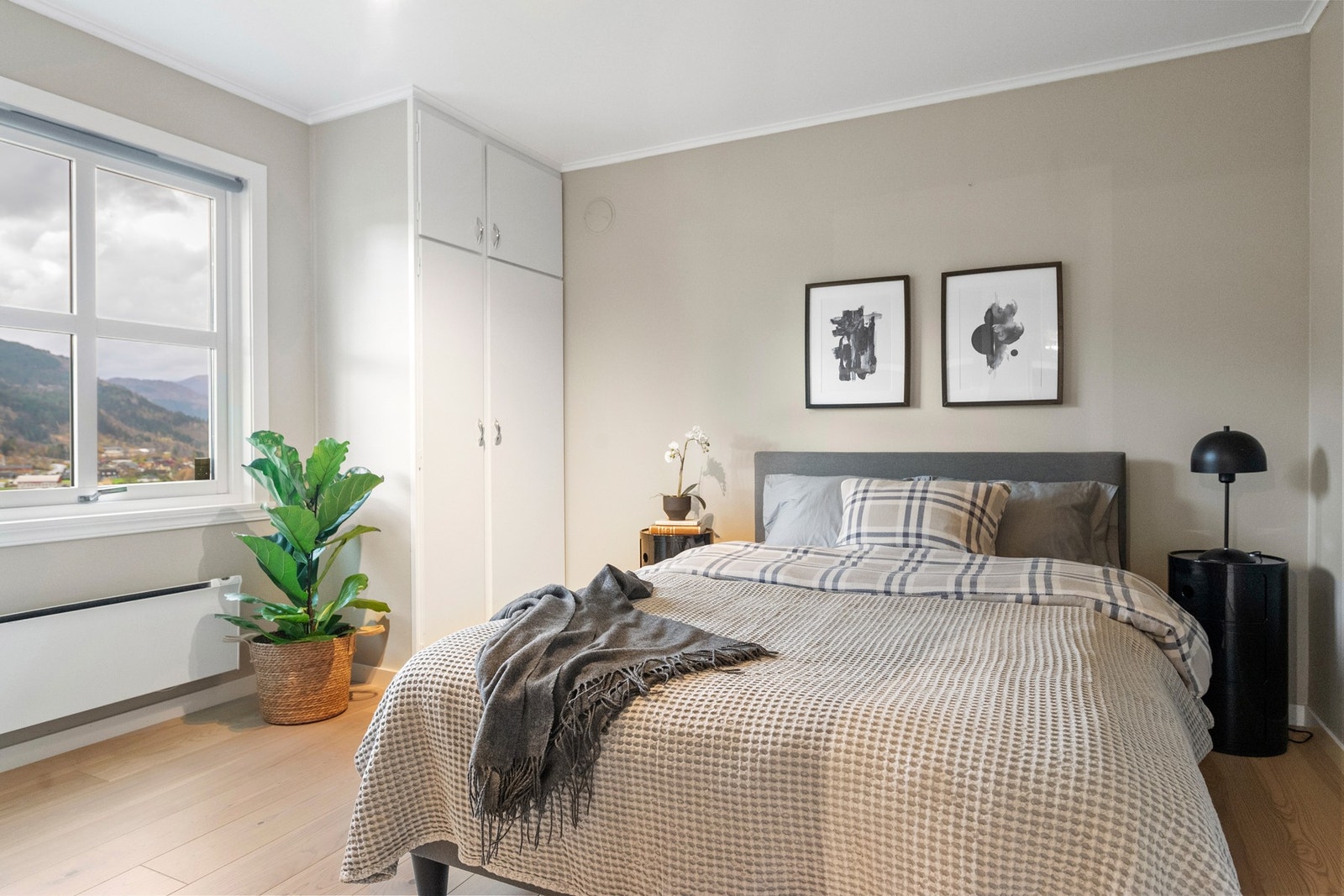 Det største soverommet i underetasjen er målt til 11,3 m². Galleribilde