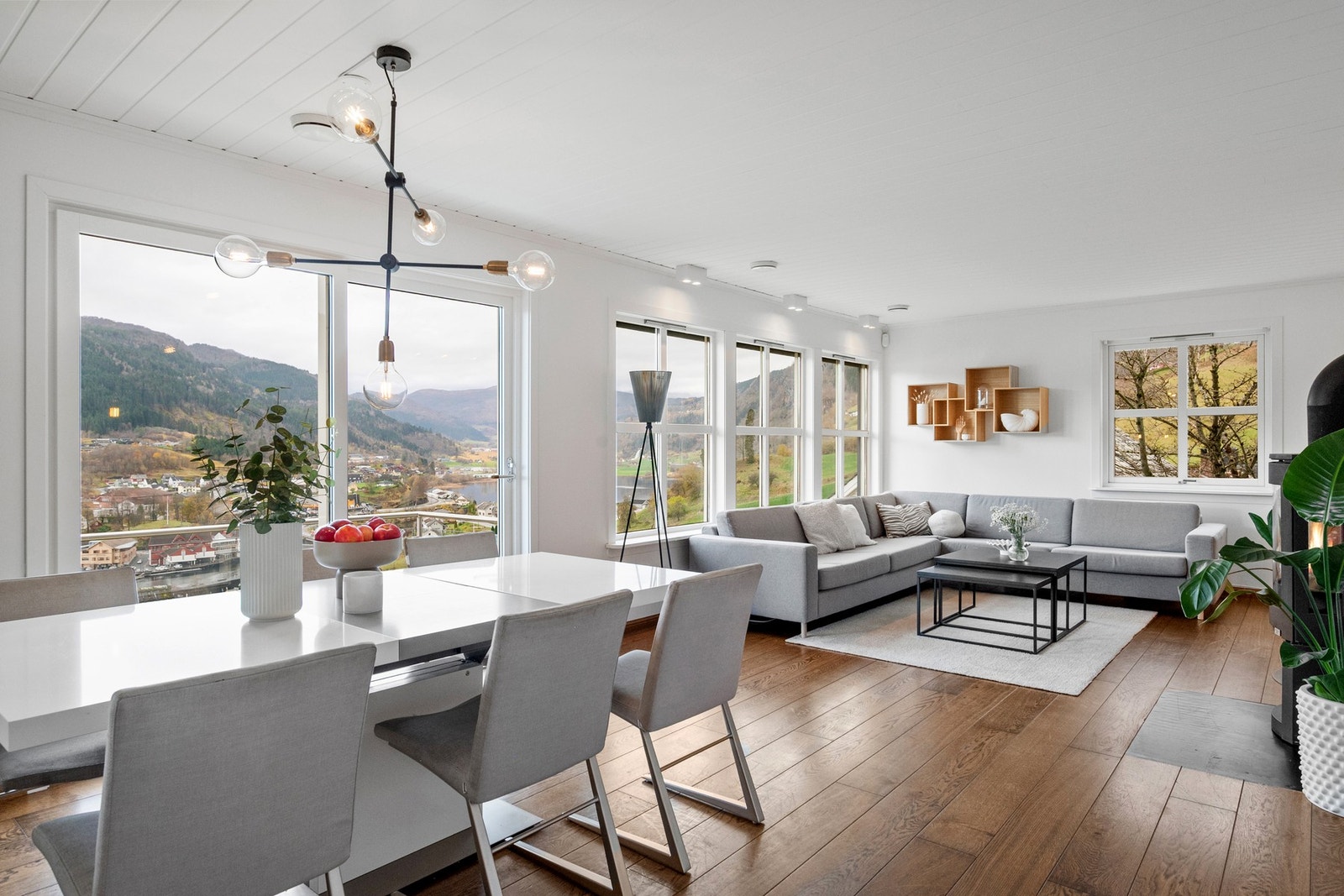 En sjelden perle på solsiden med kort gange til sentrum Galleribilde