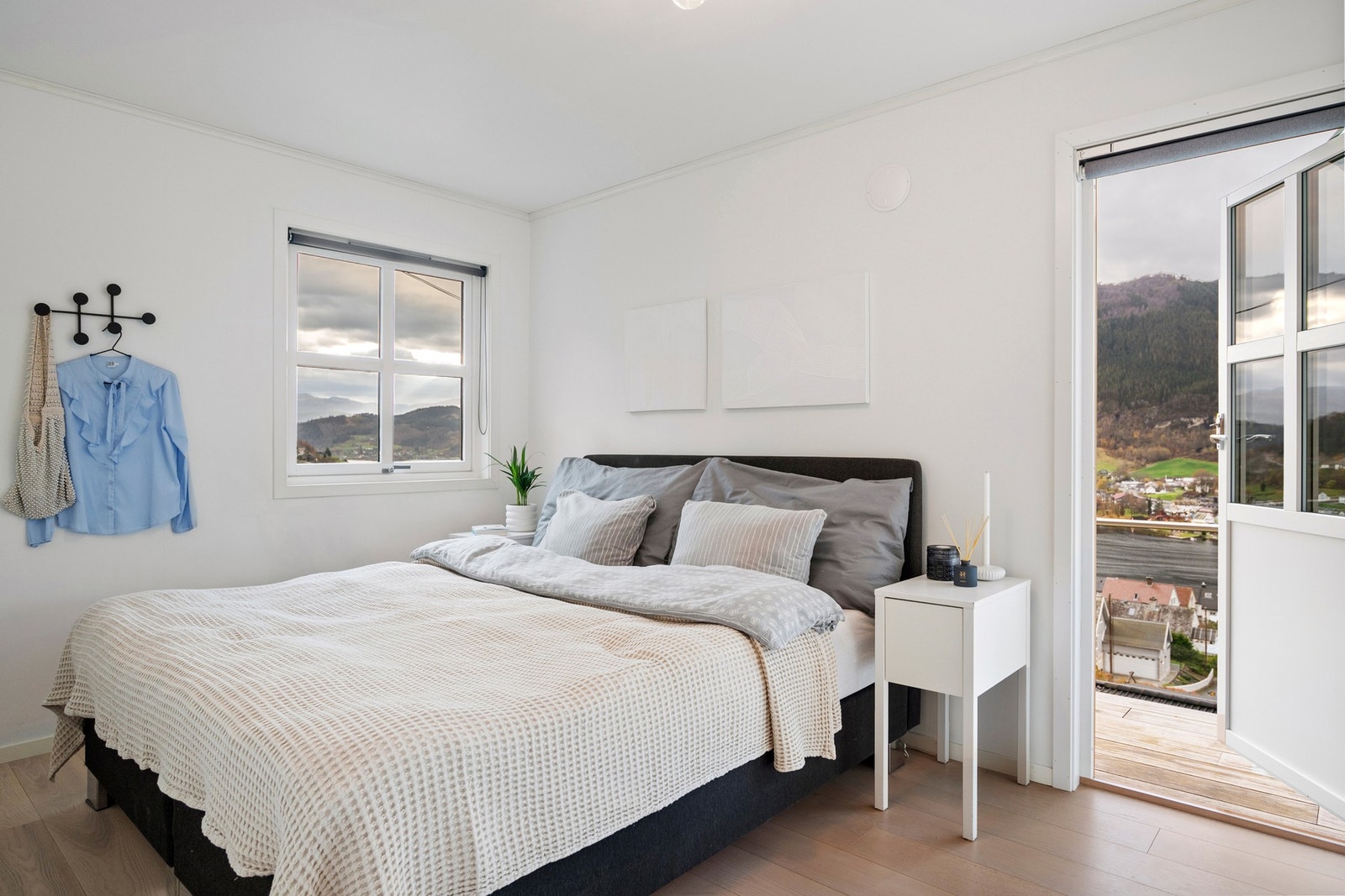 Hovedsoverommet er målt til 11,9 m². Galleribilde