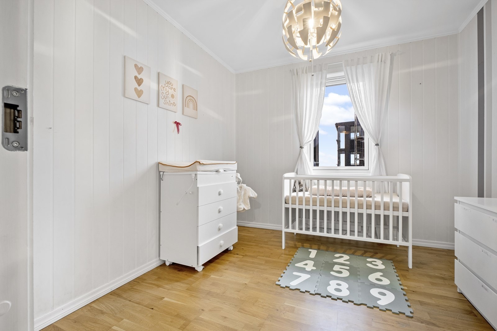 Soverom nr. 2 er på 8,7 m² Galleribilde