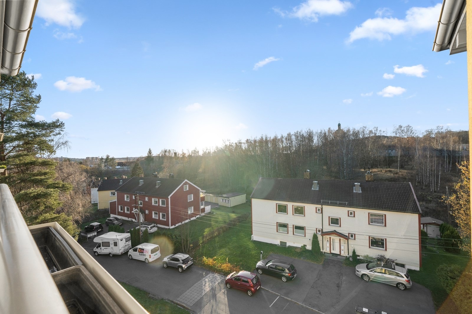 Utsikt fra balkong Galleribilde