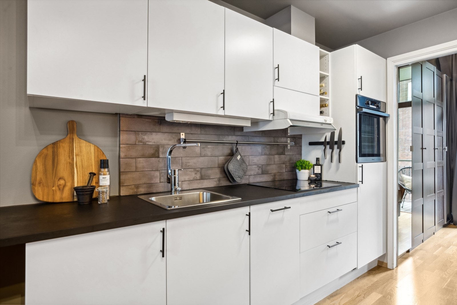 Seneste oppgradering av kjøkken var i september 2023 med nye fronter fra Epoq og ny stekeovn Galleribilde