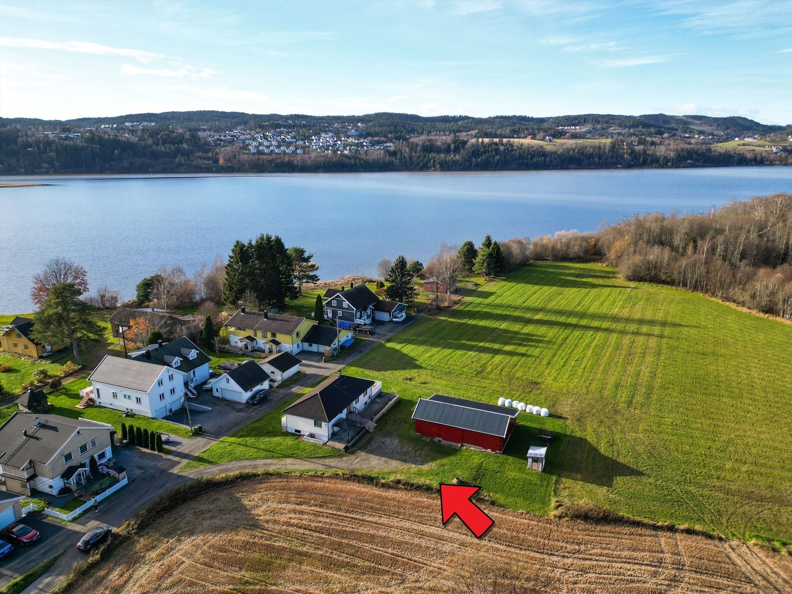 Eiendomsmegler Krogsveen v/Eskil R Tyskeberget ønsker velkommen til Øyaveien 58 Galleribilde