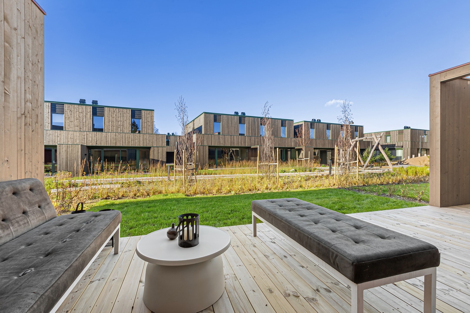 Flott terrasse med skikkelig kveldssol Galleribilde