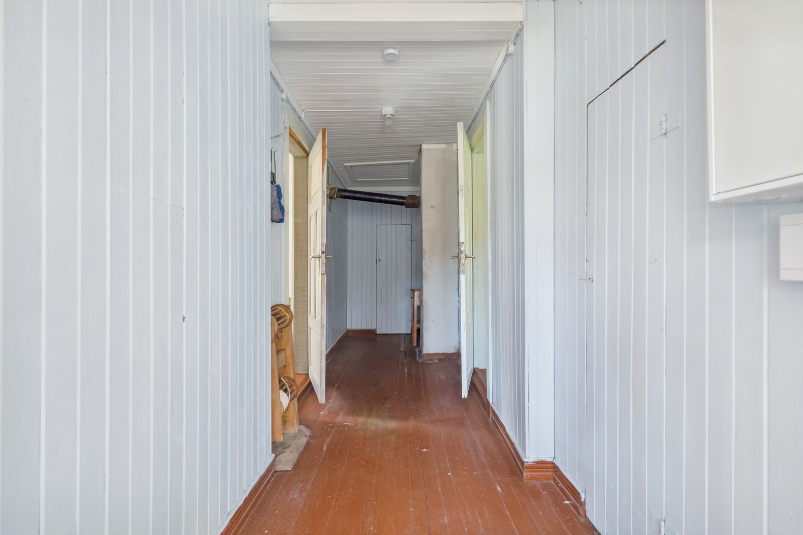 2. etasje fremstår tilnærmet original fra byggeår. Galleribilde