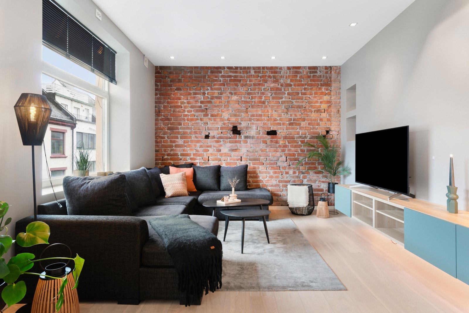 - og sammen med den generøse takhøyden skaper det en fin atmosfære. Galleribilde