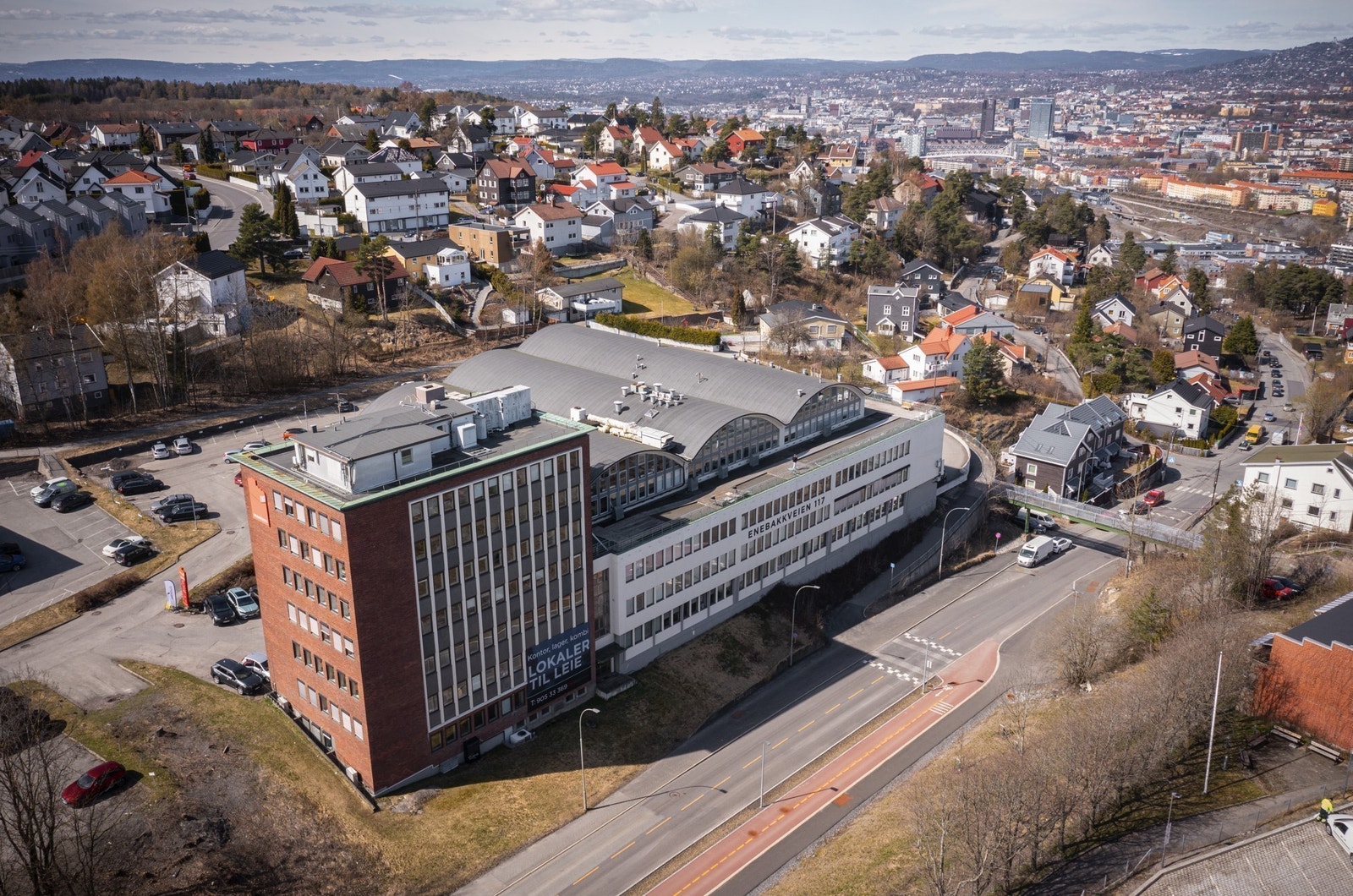 Enebakkveien 117. Galleribilde