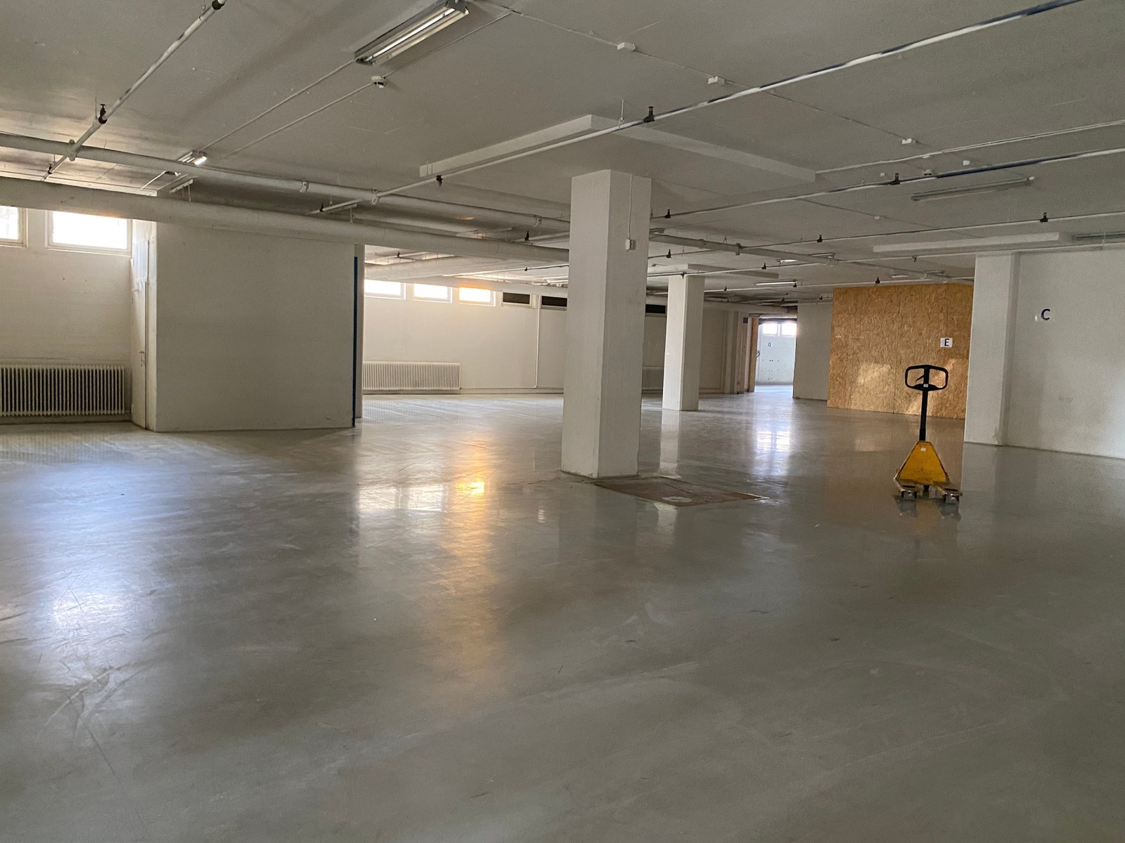 Lager/kontor på 597 kvm. Galleribilde