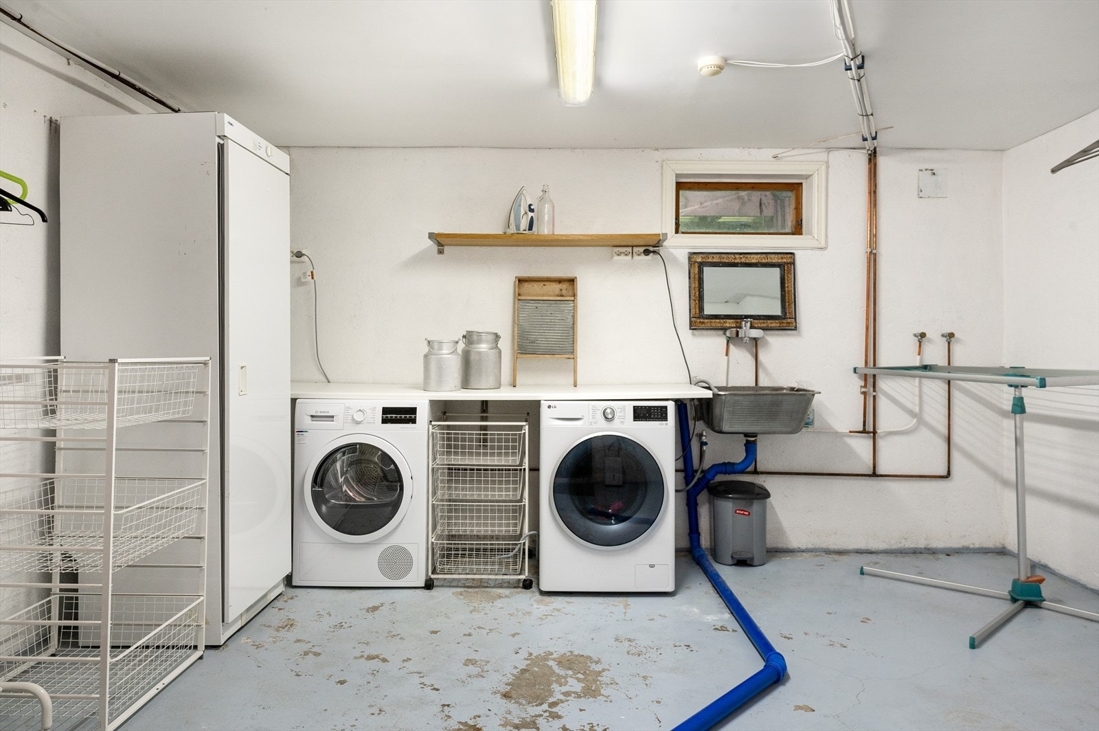 Vaskerom Galleribilde