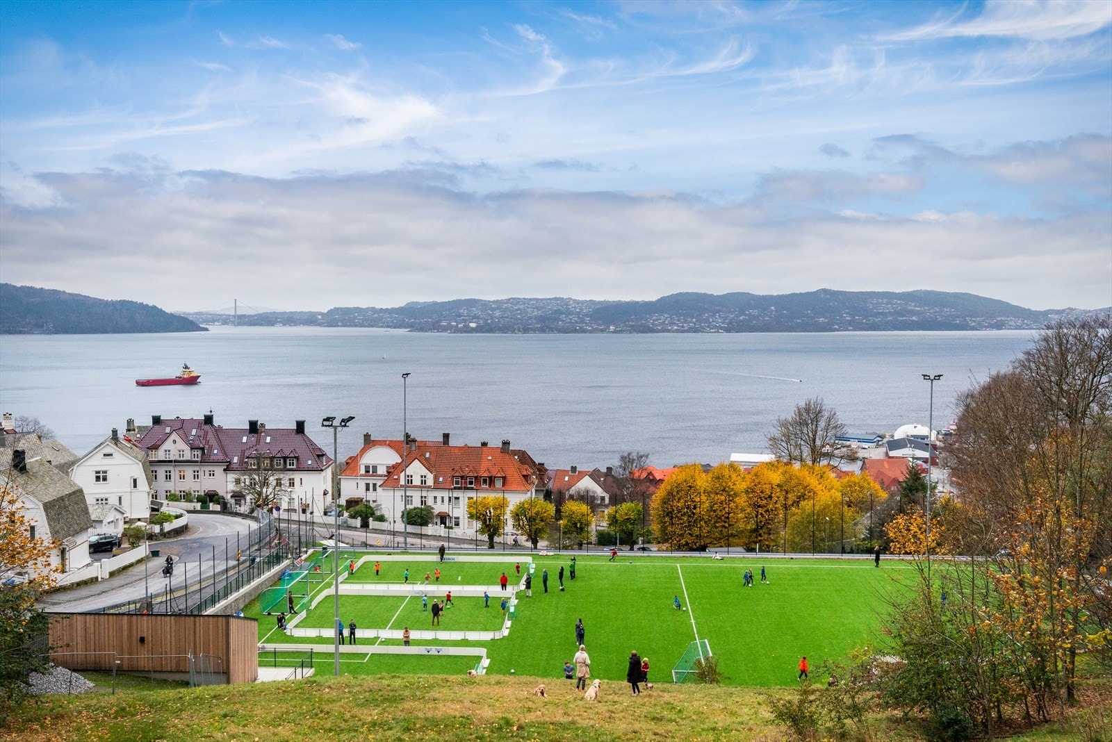 - Kun 5 minutters gange fra boligen - Galleribilde