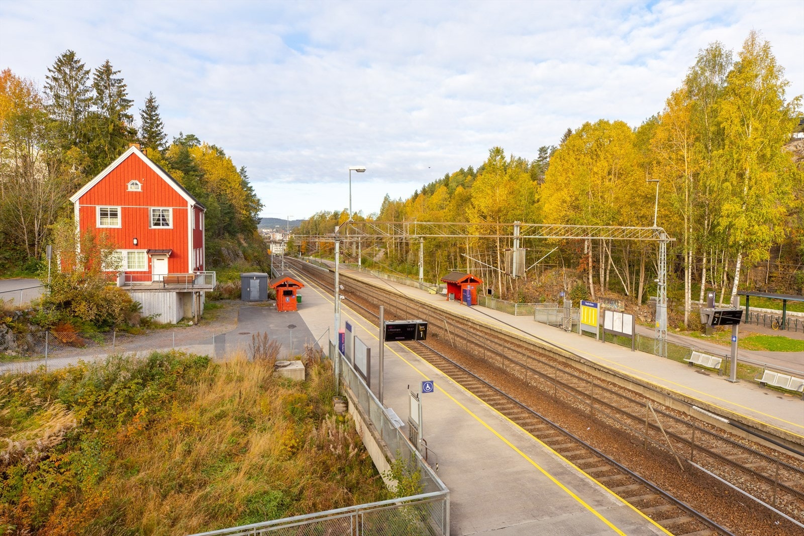 Høybra ten Stasjon Galleribilde