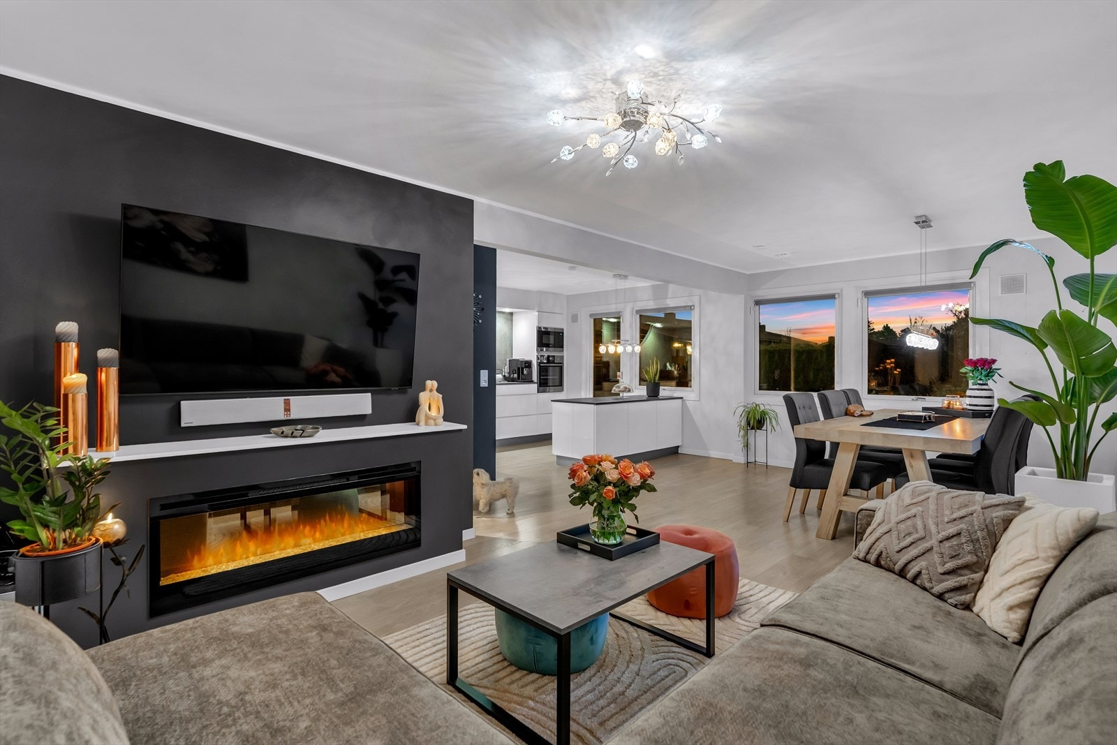Moderne - Romslig - Høy standard - Flytte rett inn! Galleribilde