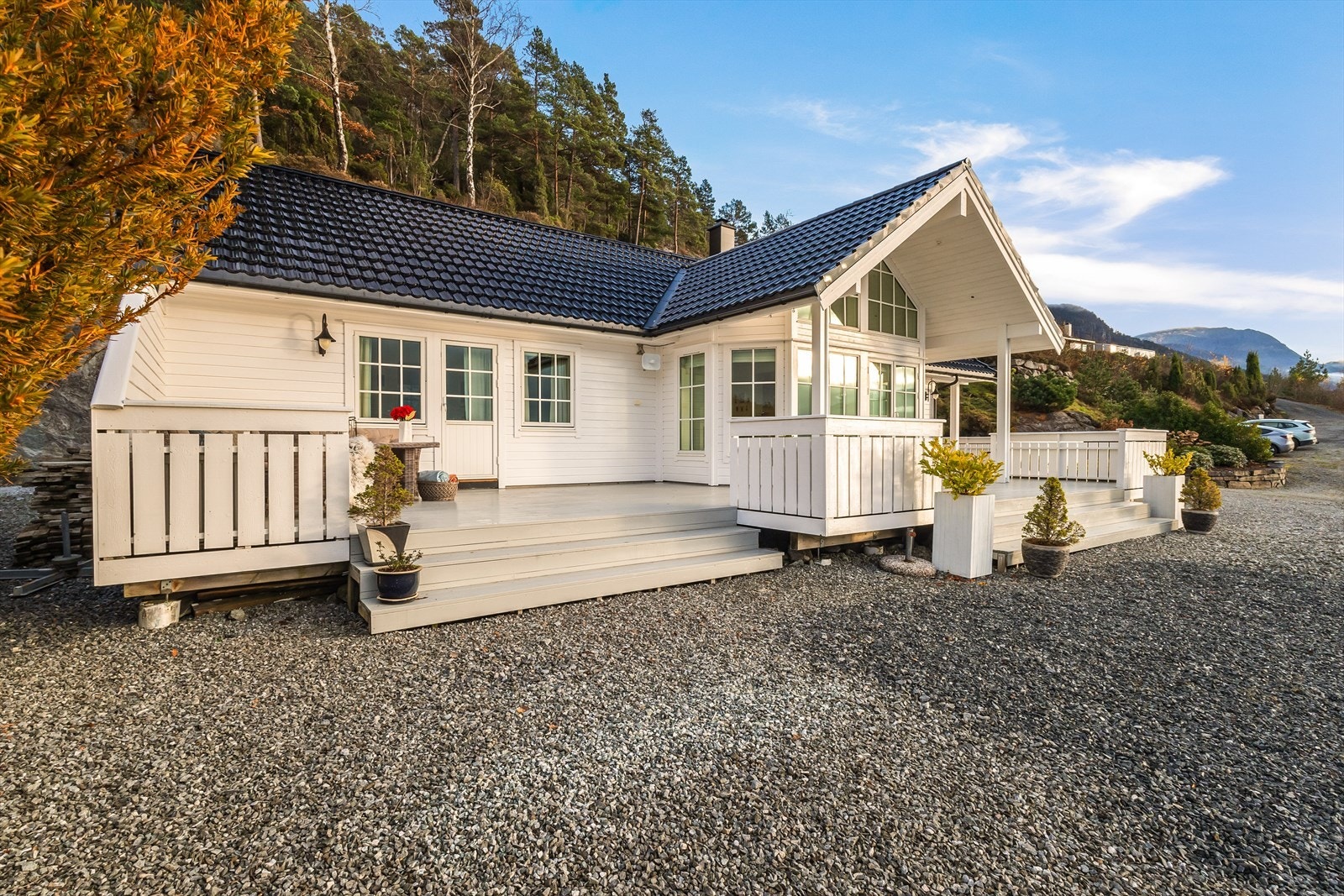 Fritidsboligen ble oppført i 2013 og holder en gjennomgående god standard. Galleribilde