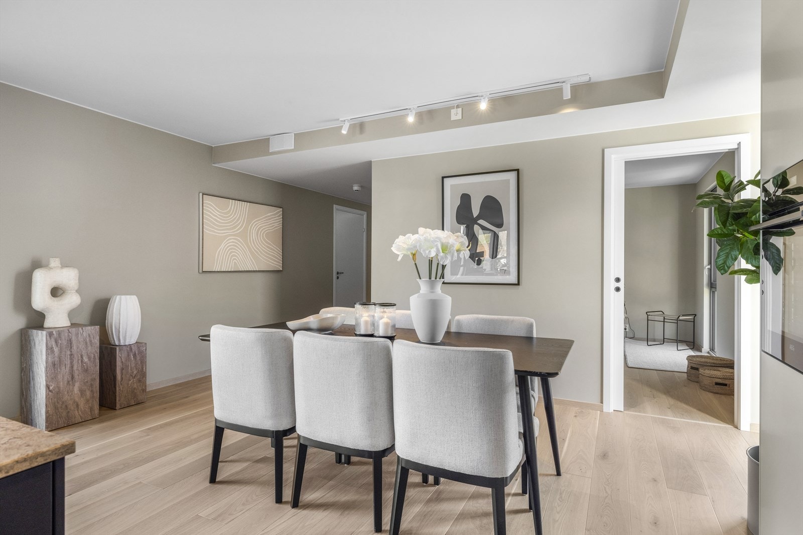 Adkomst til leilighetens andre soverom. Galleribilde