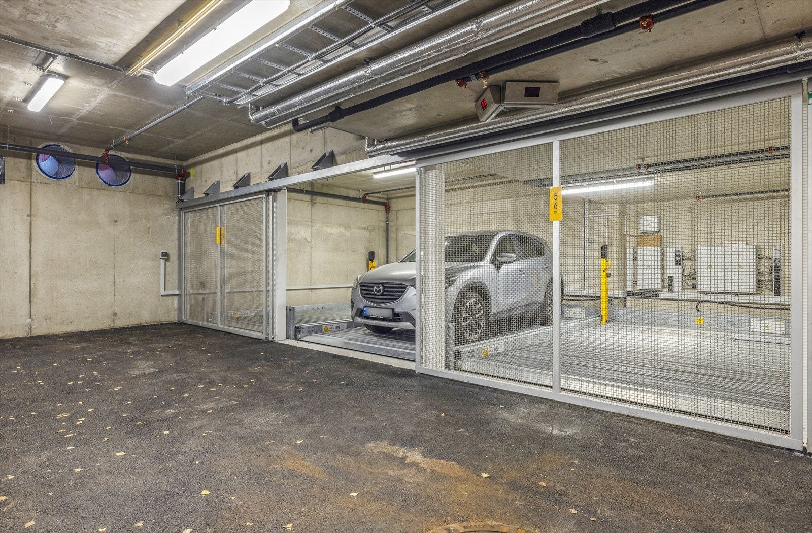 Hver p-plass får lagt opp egen føring for påkobling til ladesystem hvor forbruket registreres på hvert enkelt ladepunkt. Galleribilde