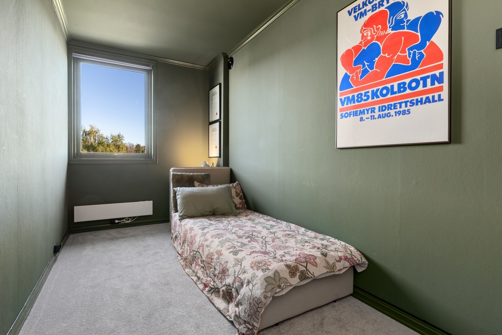 Soverom 2 - vindu mot øst Galleribilde