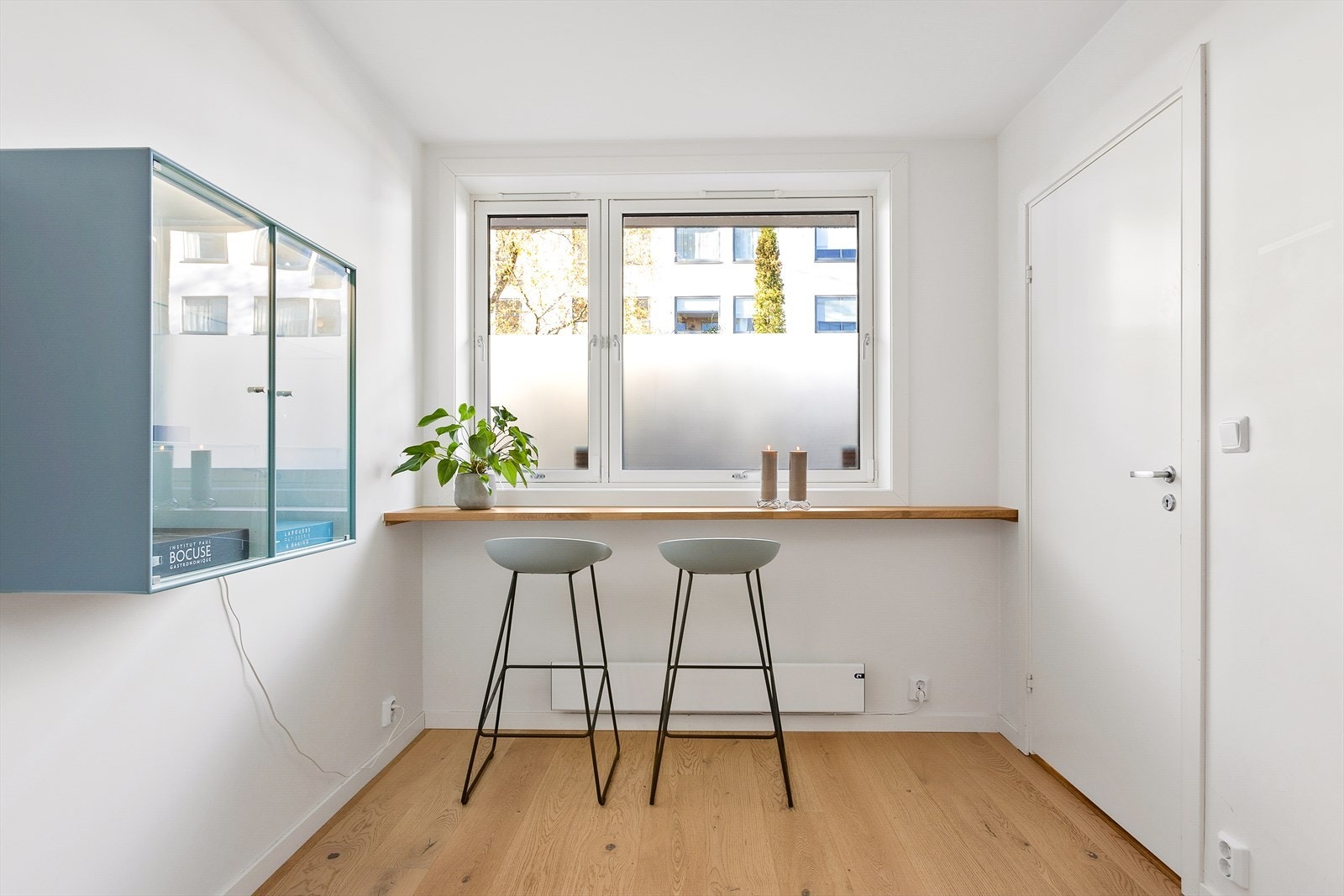 Leiligheten har vinduer med 3-lags glass fra 2020 Galleribilde