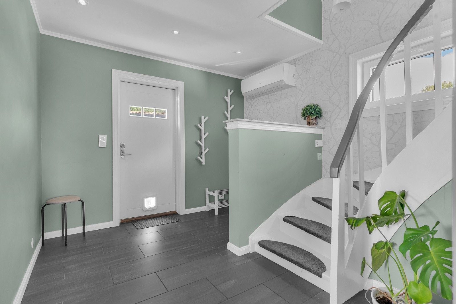 Gang med varmepumpe. Galleribilde