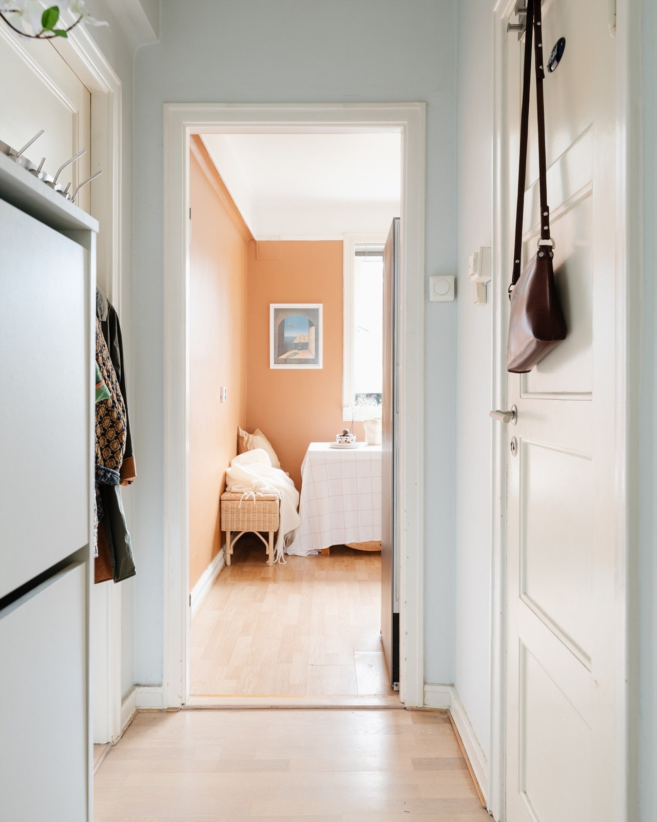 Leiligheten disponerer hele 3 boder på totalt 16 kvm Galleribilde