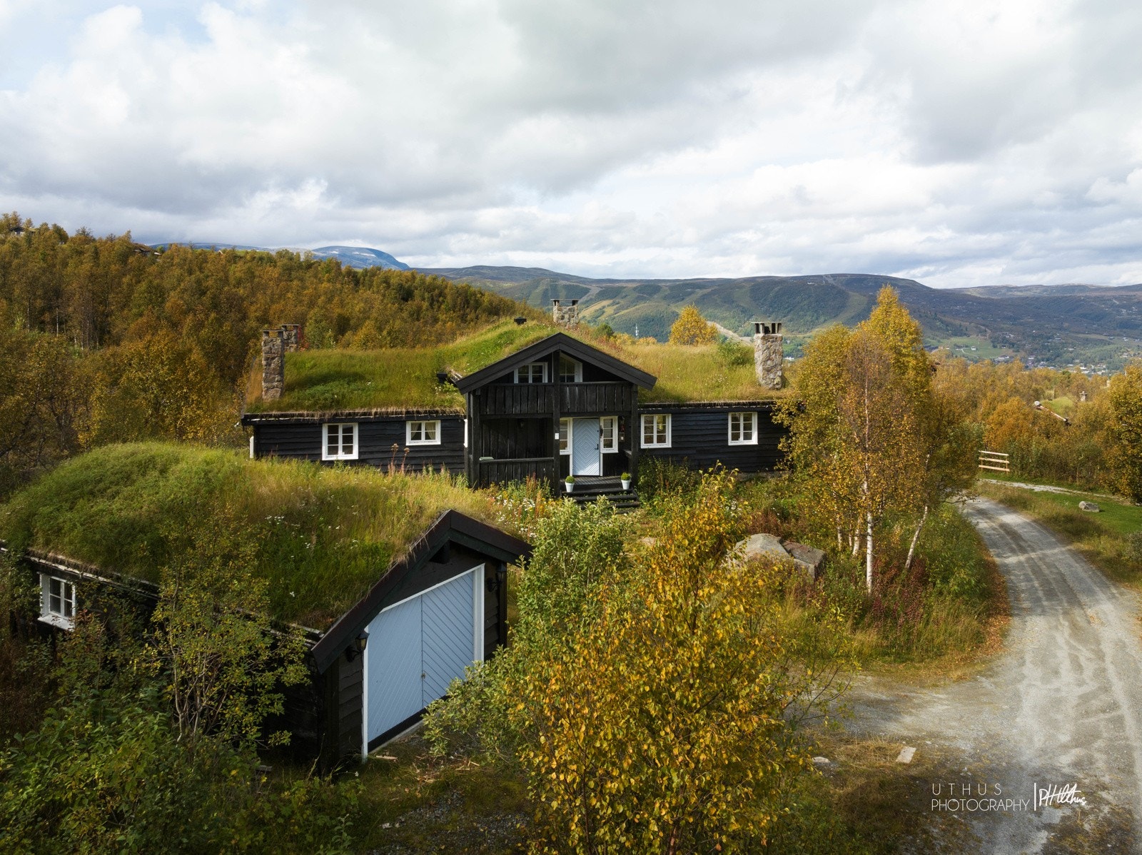 Hytten har nydelig beliggenhet i Sørhallene Galleribilde