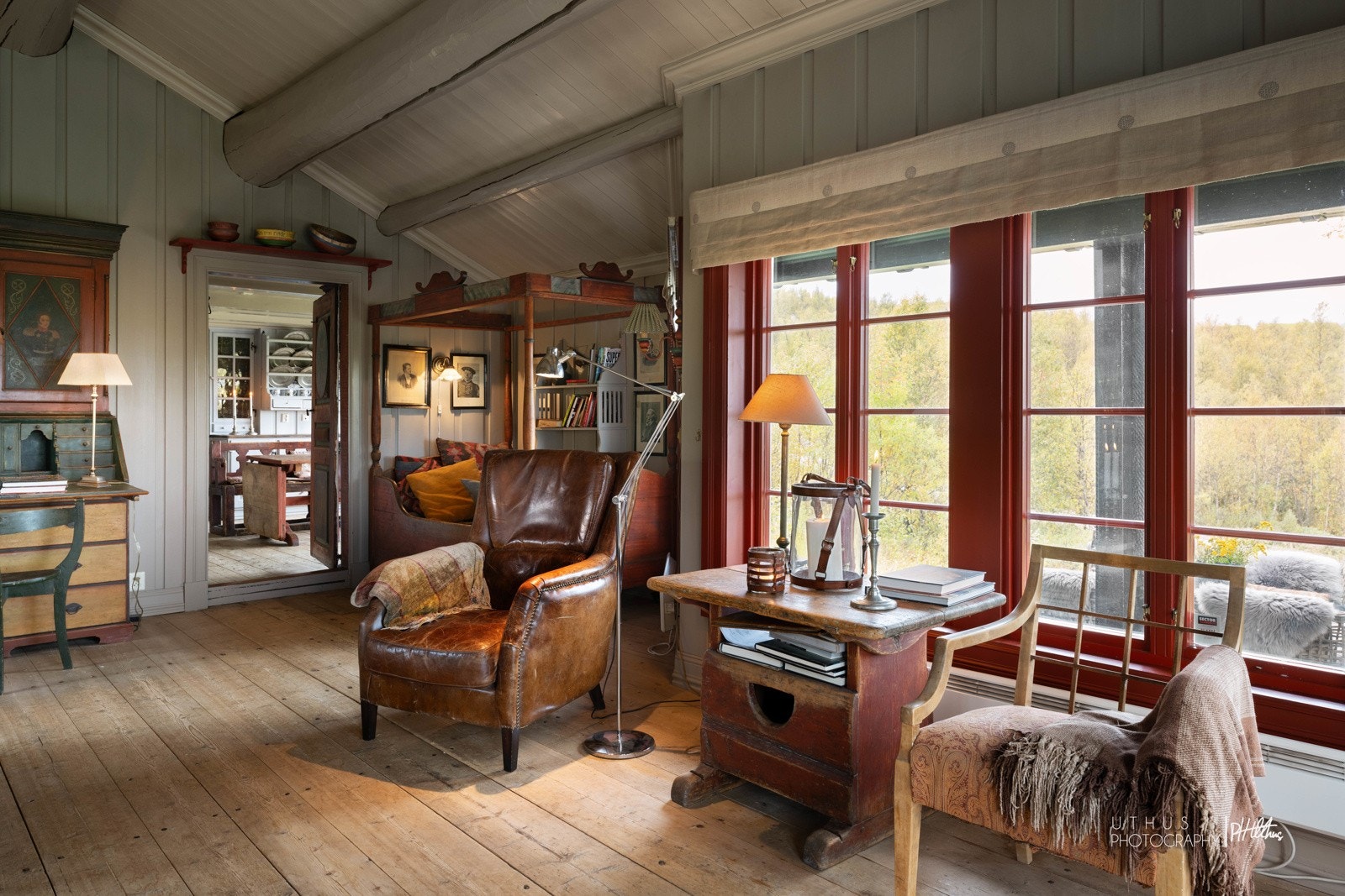 Store vinduer gir godt lysinnslipp Galleribilde