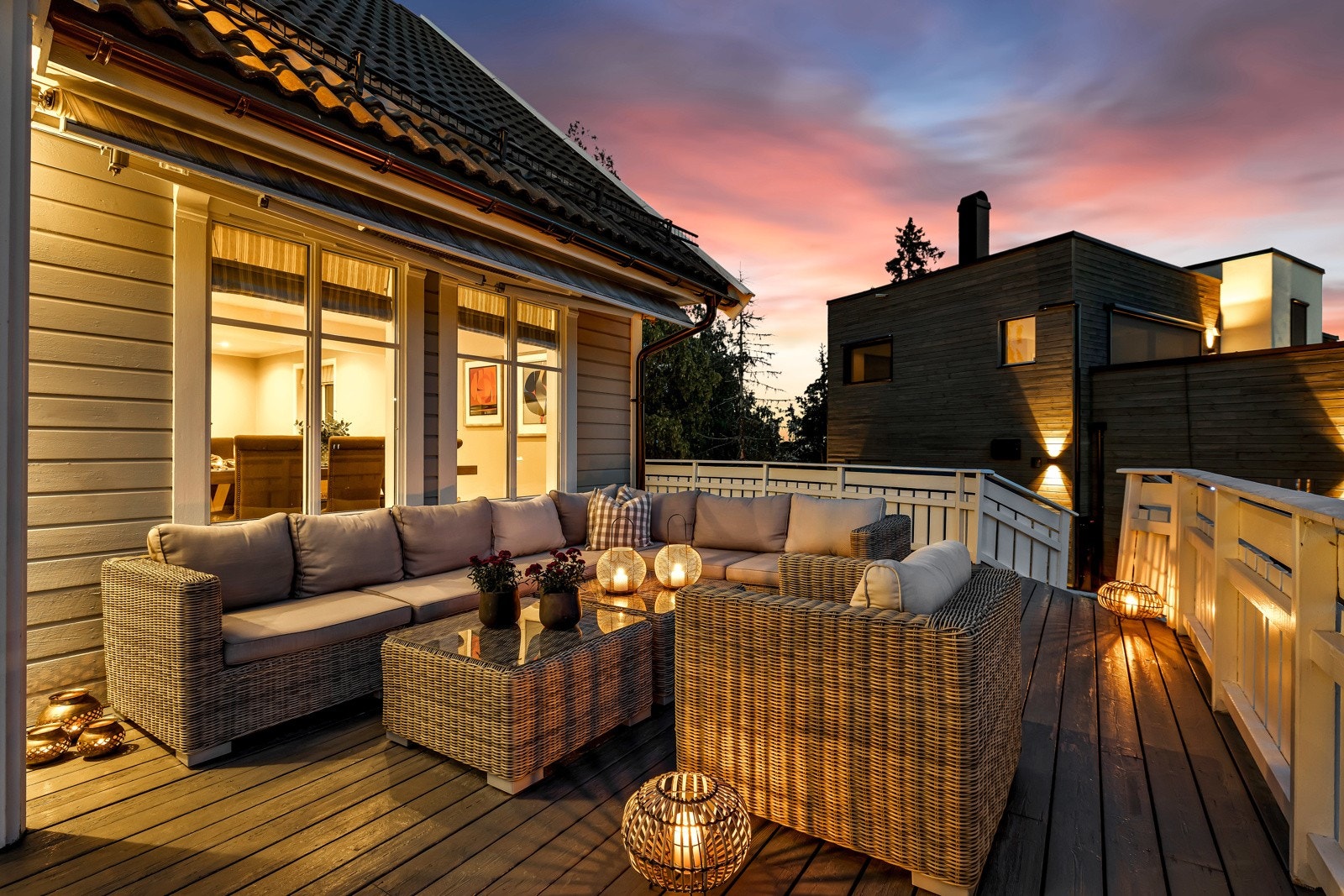 Boligen har flere flotte og solrike uteplasser. Galleribilde