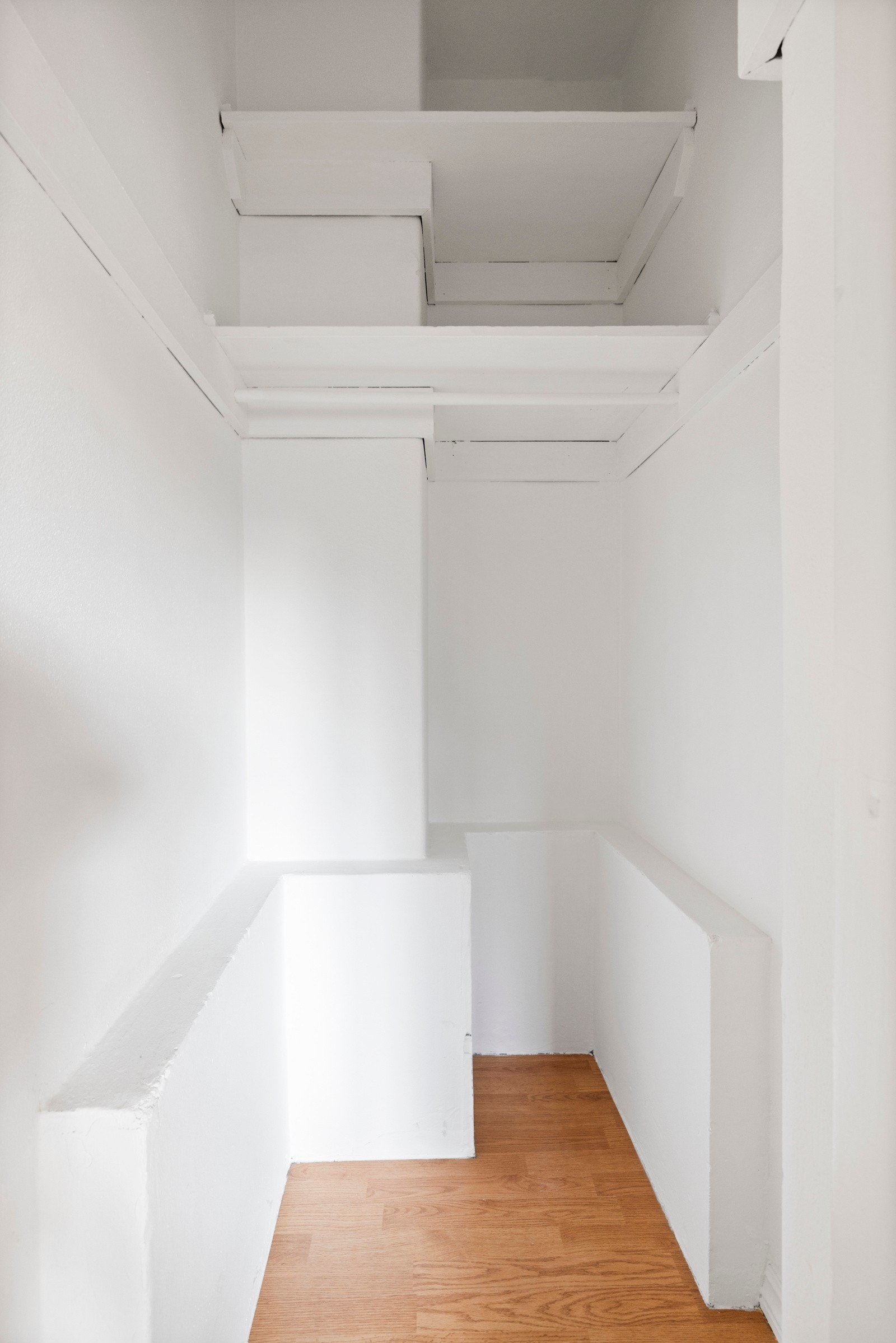 Innvendig kott med tilgang fra stue. Galleribilde