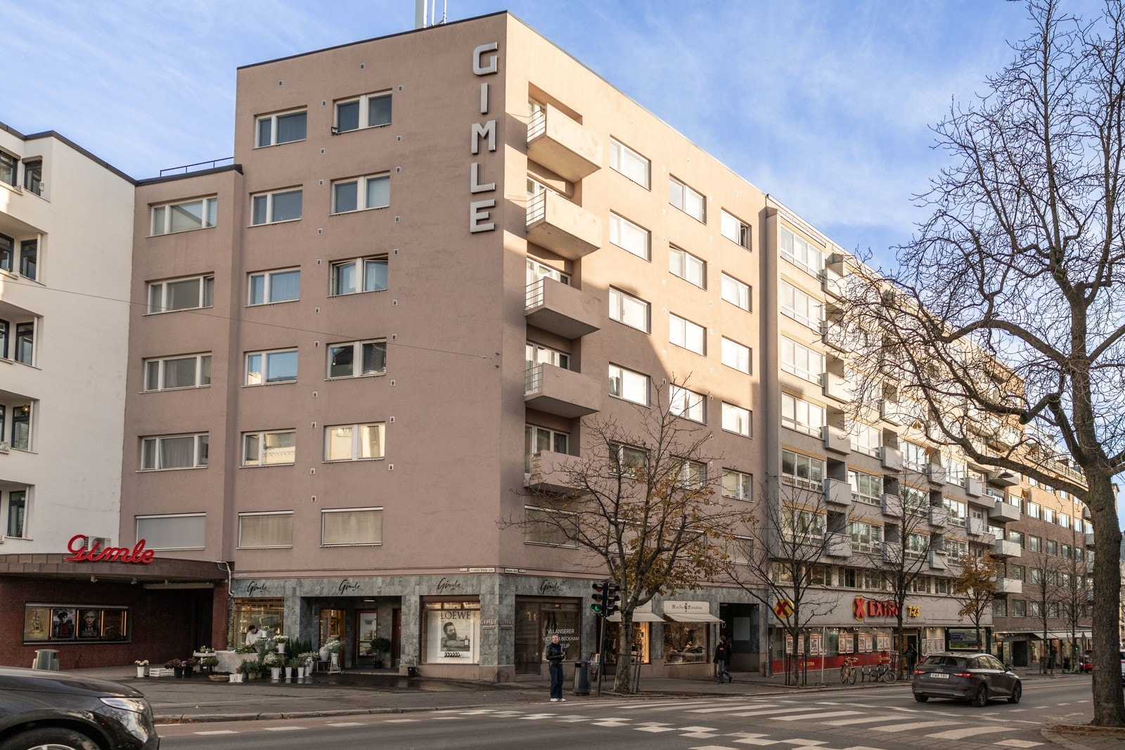 Bydel Frogner byr på en rik atmosfære med et mangfold av populære kafeer, barer og restauranter. Galleribilde
