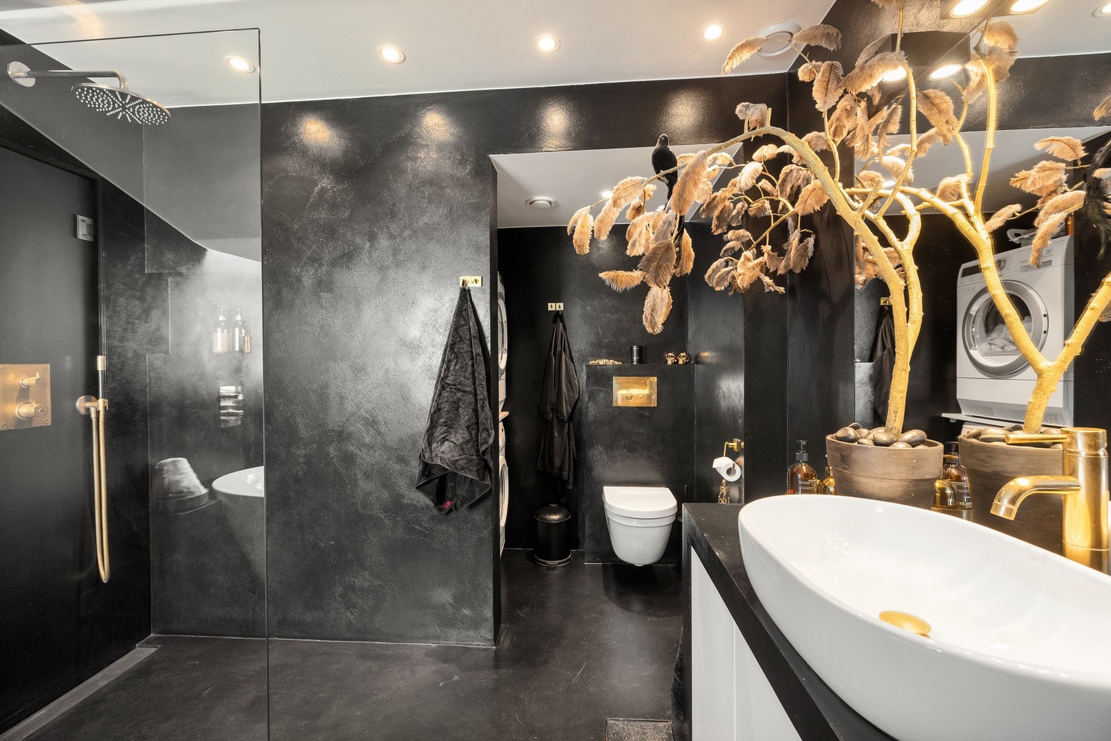 Lekkert bad fra 2016, med flotte fargekombinasjoner. Galleribilde