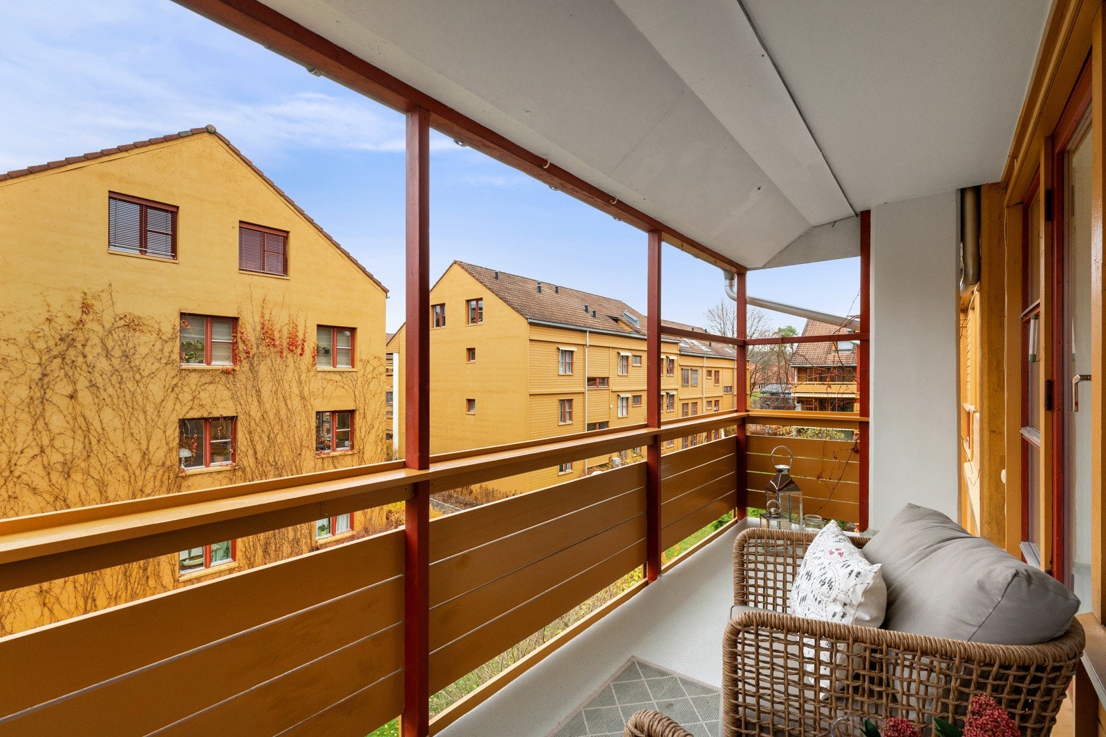 Her har man god plass til hagemøbler og grill. Galleribilde