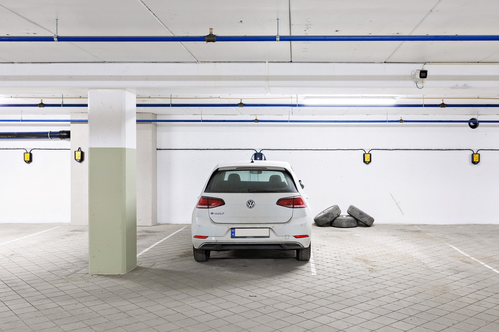 Det medfølger egen parkeringsplass i parkeringskjelleren Galleribilde