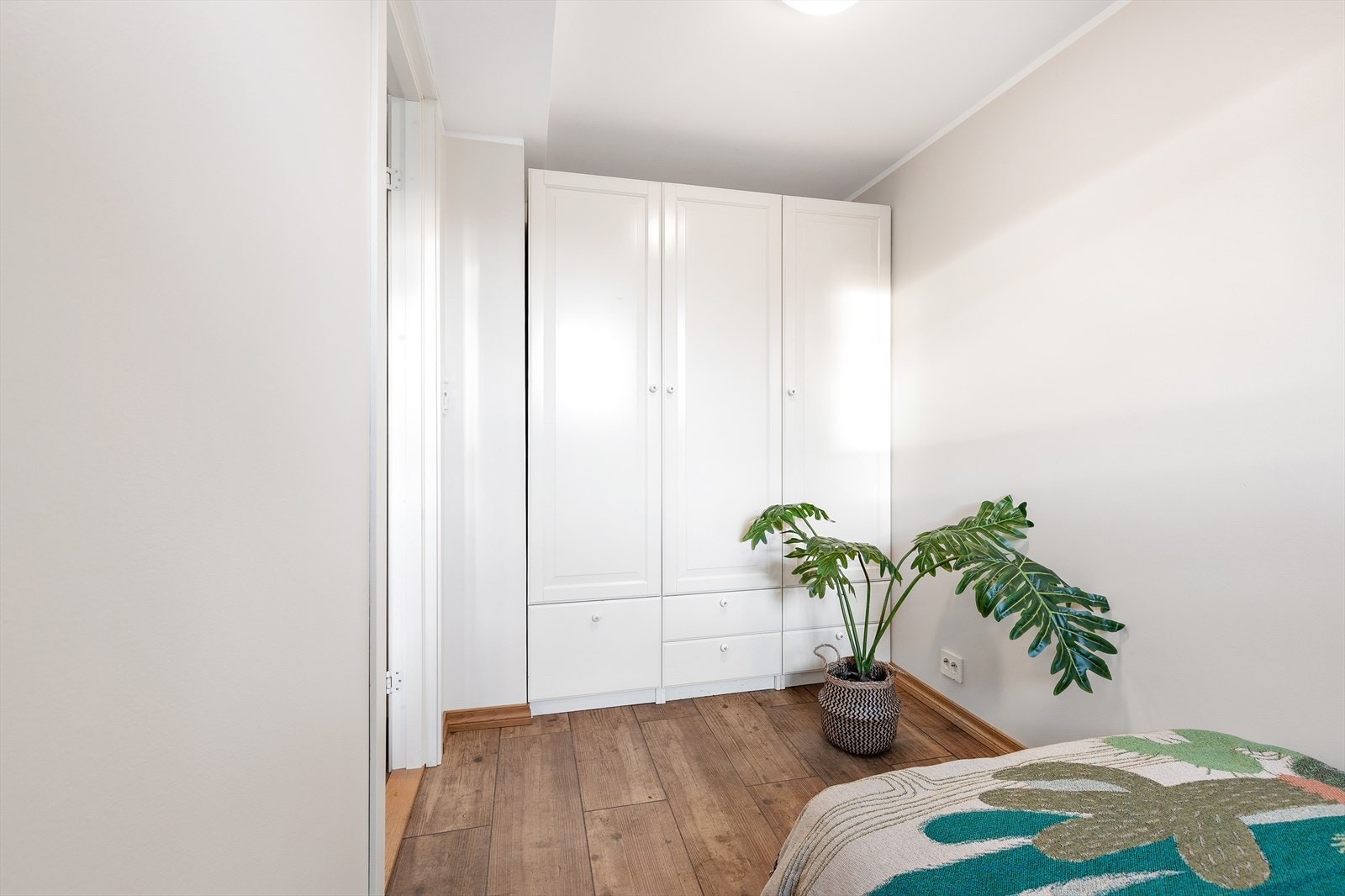 Det er god plass til garderobeskap. Galleribilde