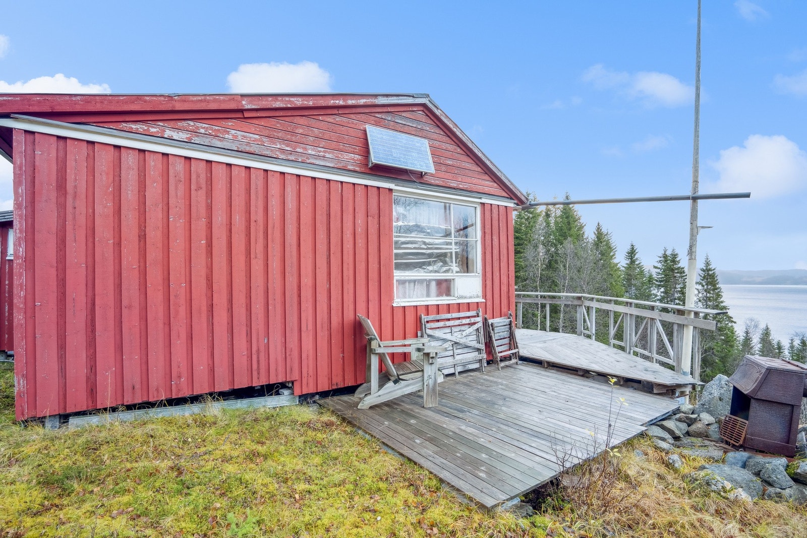 Hytta trenger vedlikehold, og du kan skape ditt eget paradis her. Galleribilde