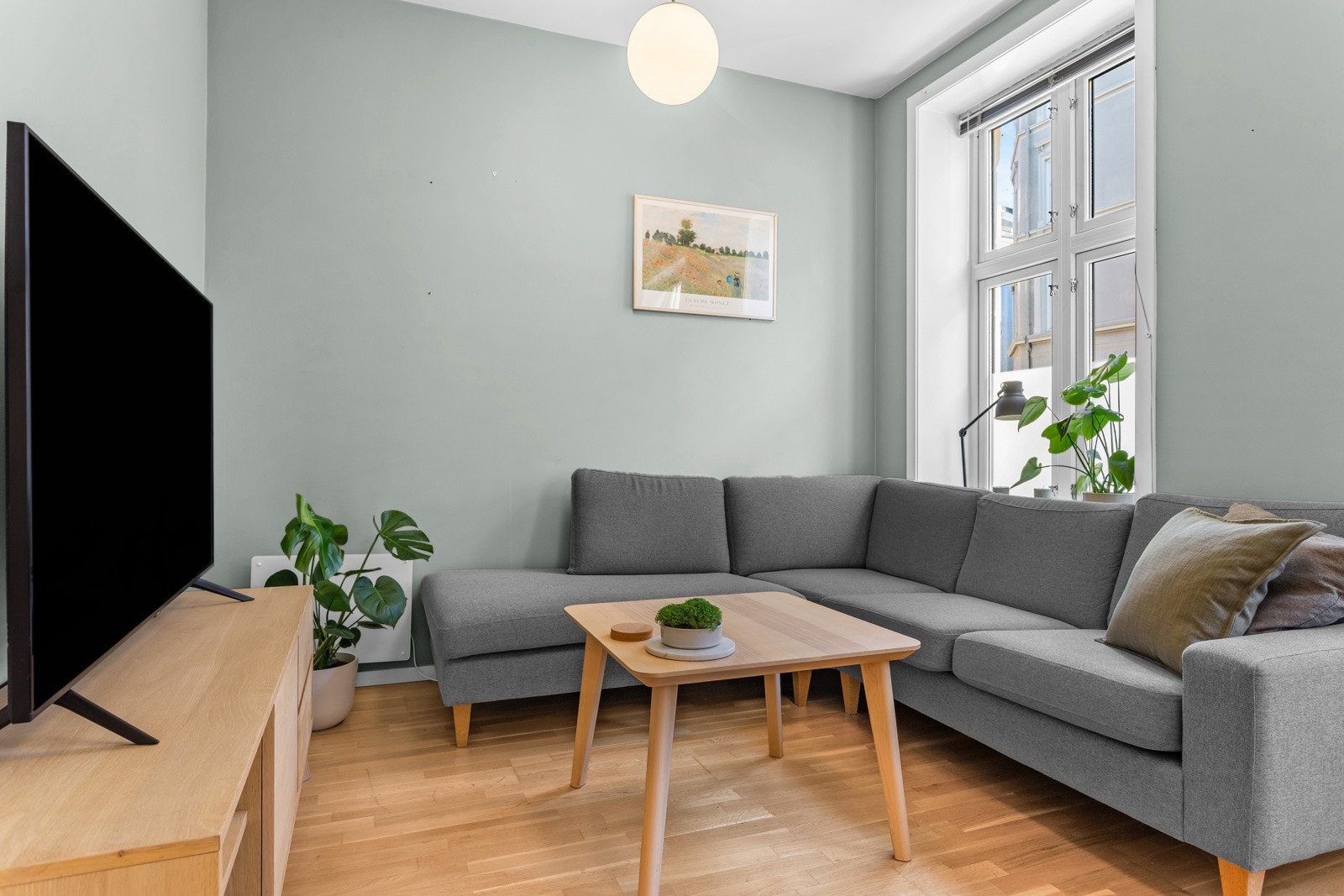 Leiligheten har en gjennomgående planløsning. Galleribilde