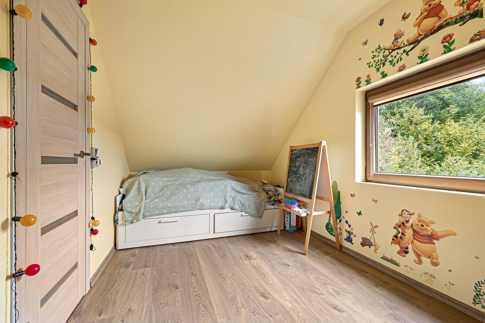 Soverom på loft (ikke godkjent grunnet lite dagslysareal). Galleribilde