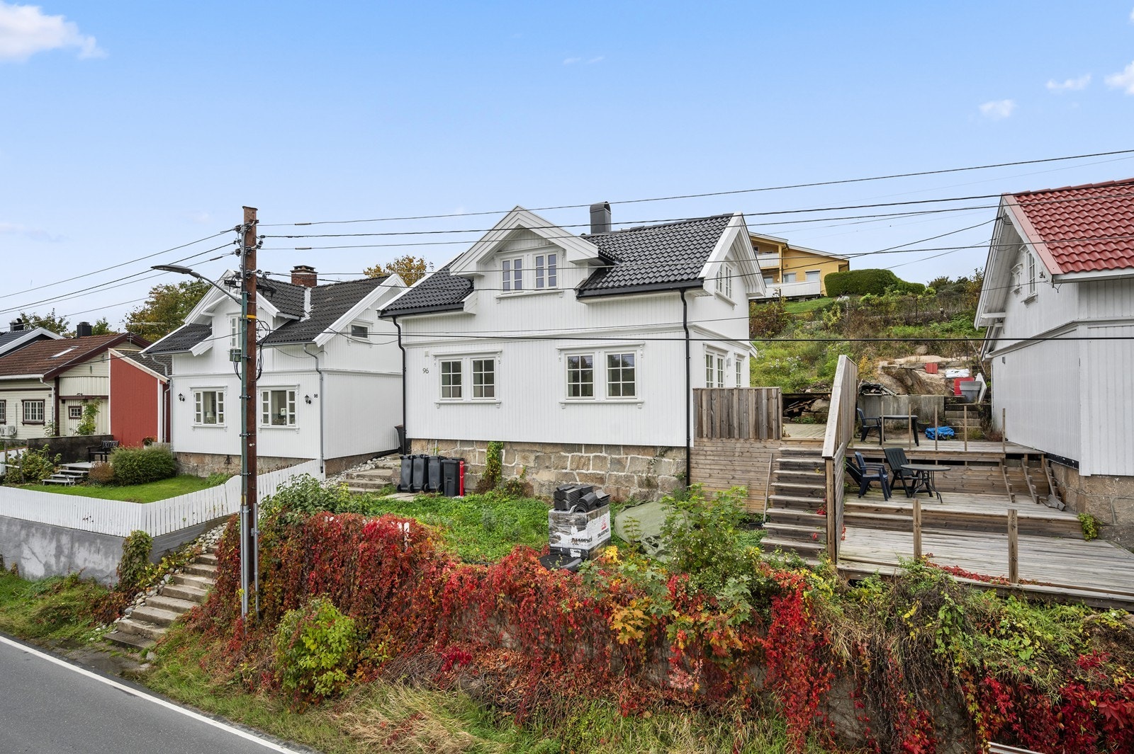 Velkommen til Greåkerveien 96, presentert av Eiendomsmegler 1 v/Gjermund Haugeneset. Galleribilde