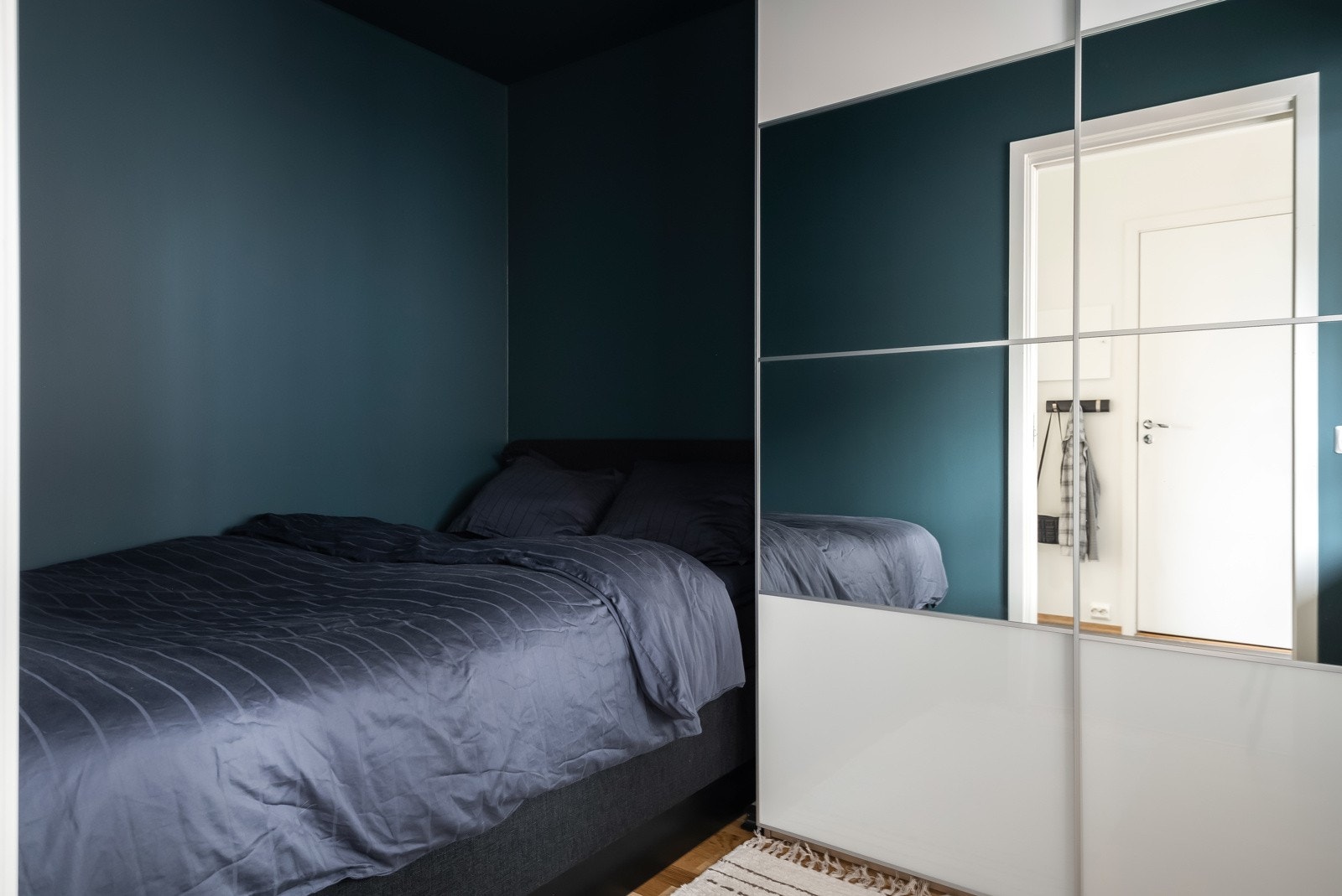 Soverom vendt mot rolige omgivelser. Galleribilde