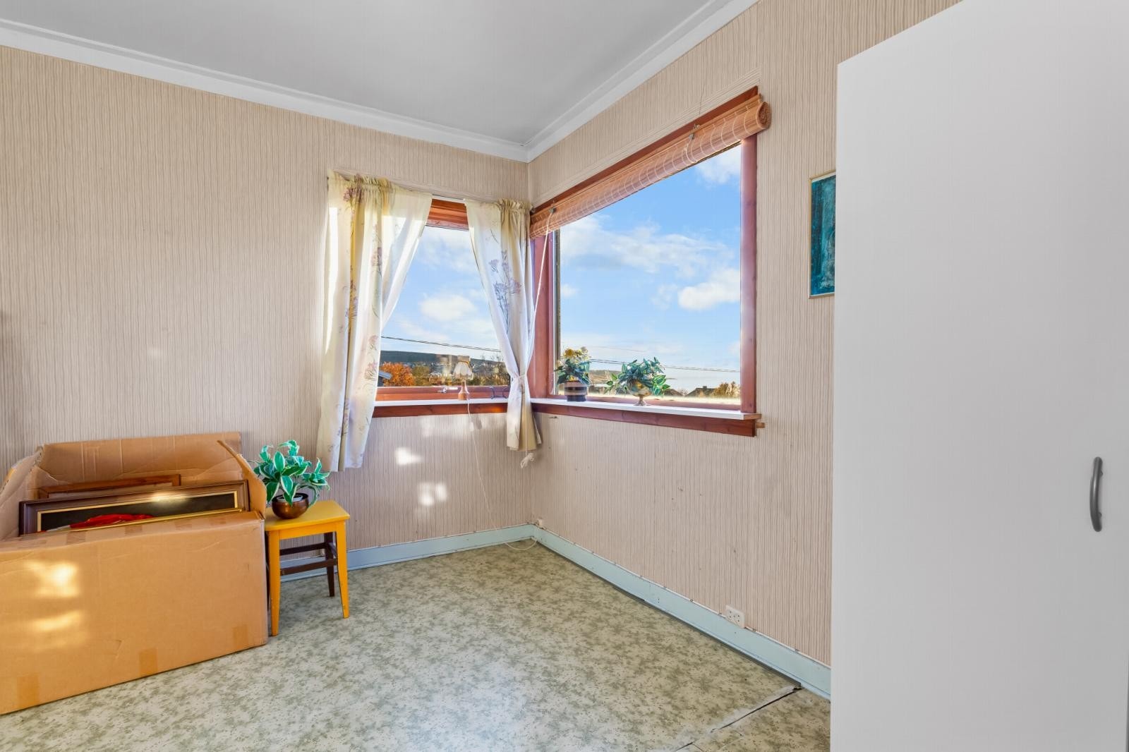 Soverom 3/loftsstue med flott utsikt mot sørøst Galleribilde