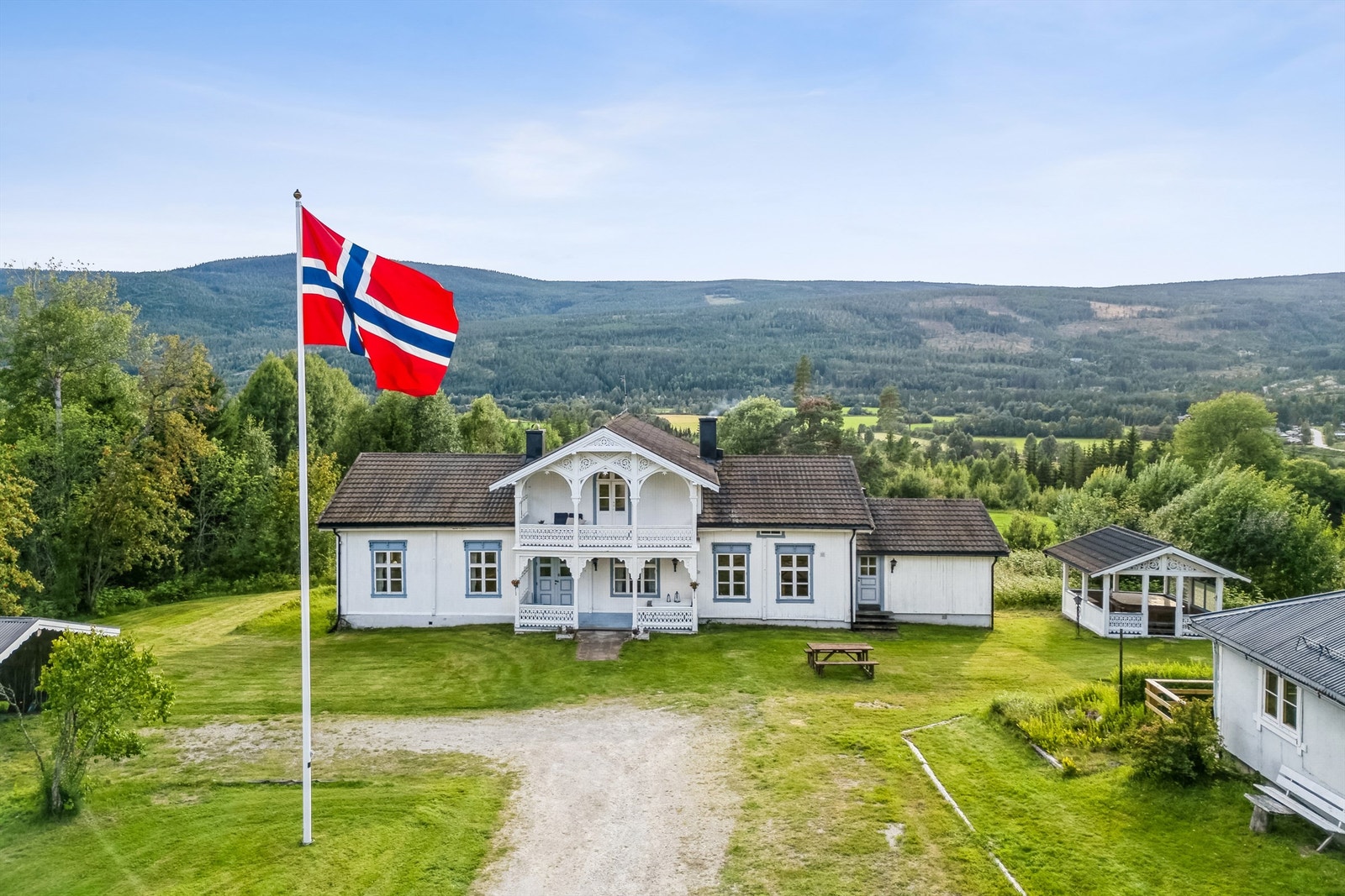 Velkommen til Sundfloveien 90 på Koppang! Galleribilde