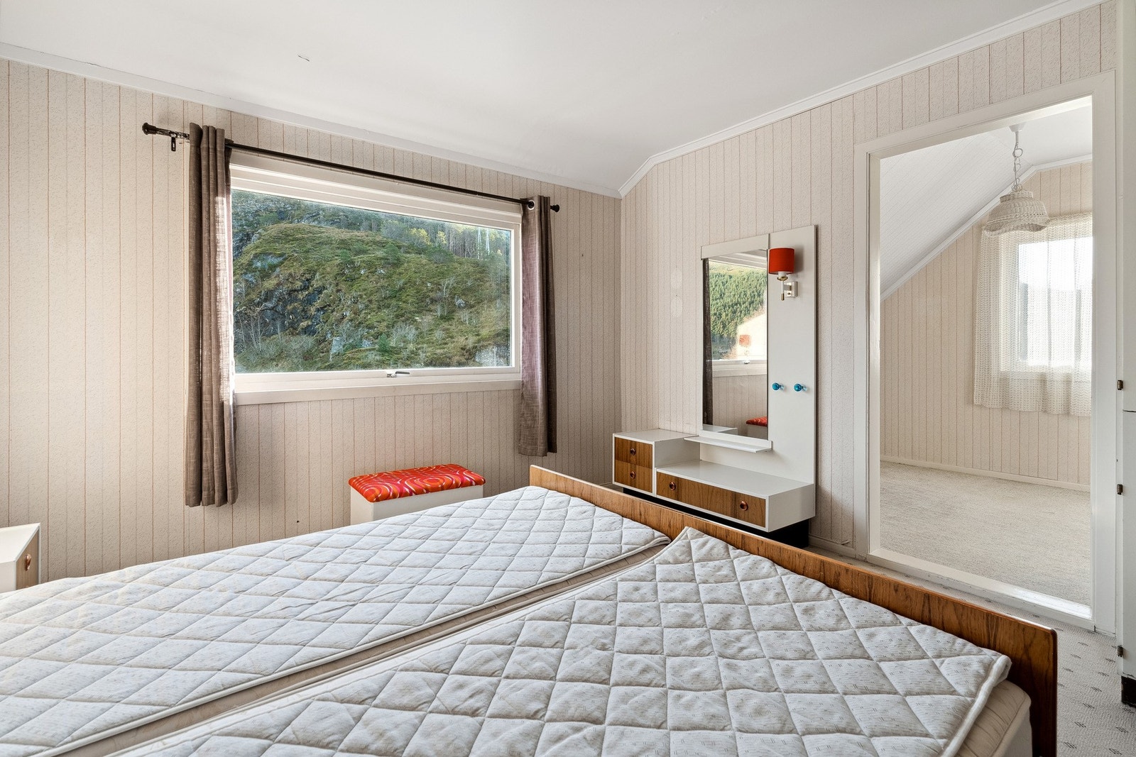 Det er i dag tre soverom i boligen. Galleribilde