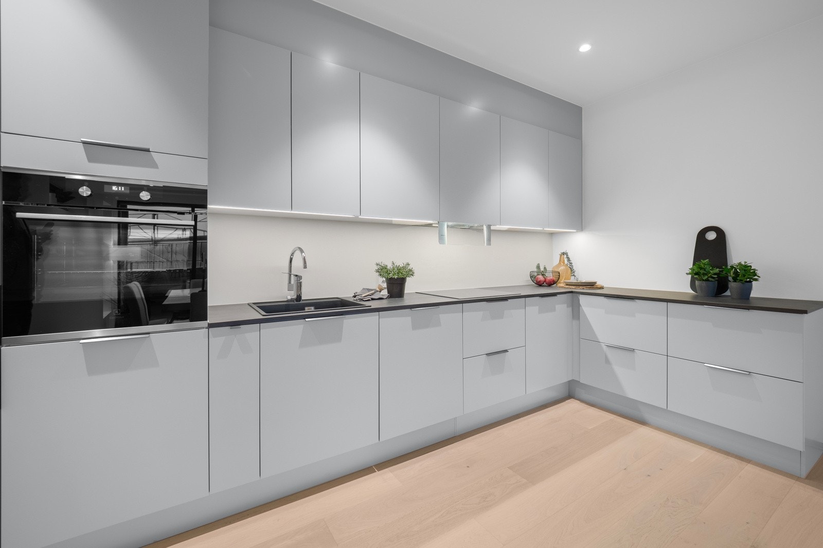 Kjøkkenet er oppgradert og har integrerte hvitevarer Galleribilde