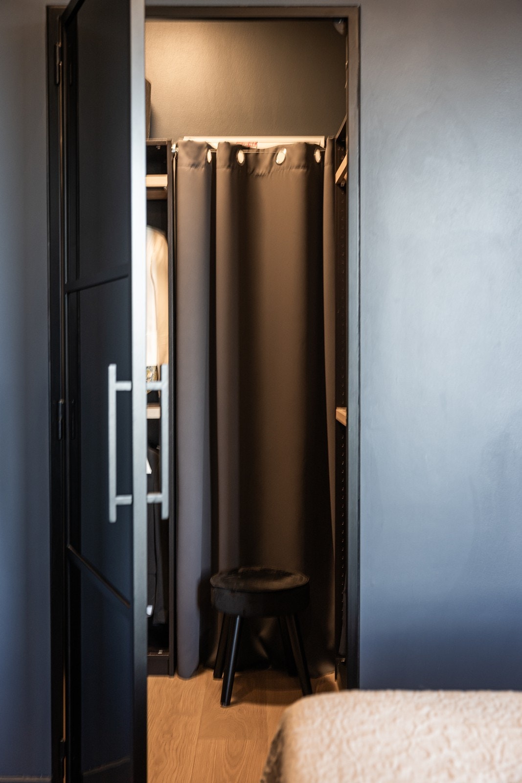 Walk-in closet Galleribilde