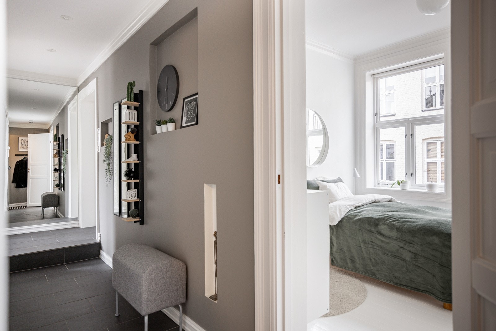 Ytterligere lagringsplass finnes i bod på loftet og i kjeller. Galleribilde