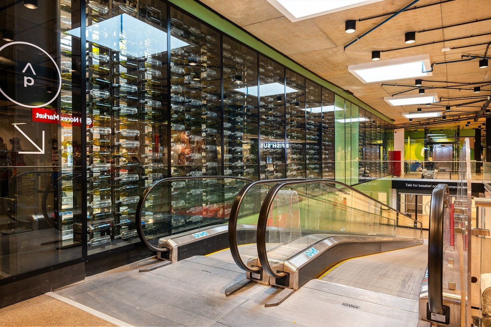 Løren t-bane er også rett rundt hjørnet Galleribilde